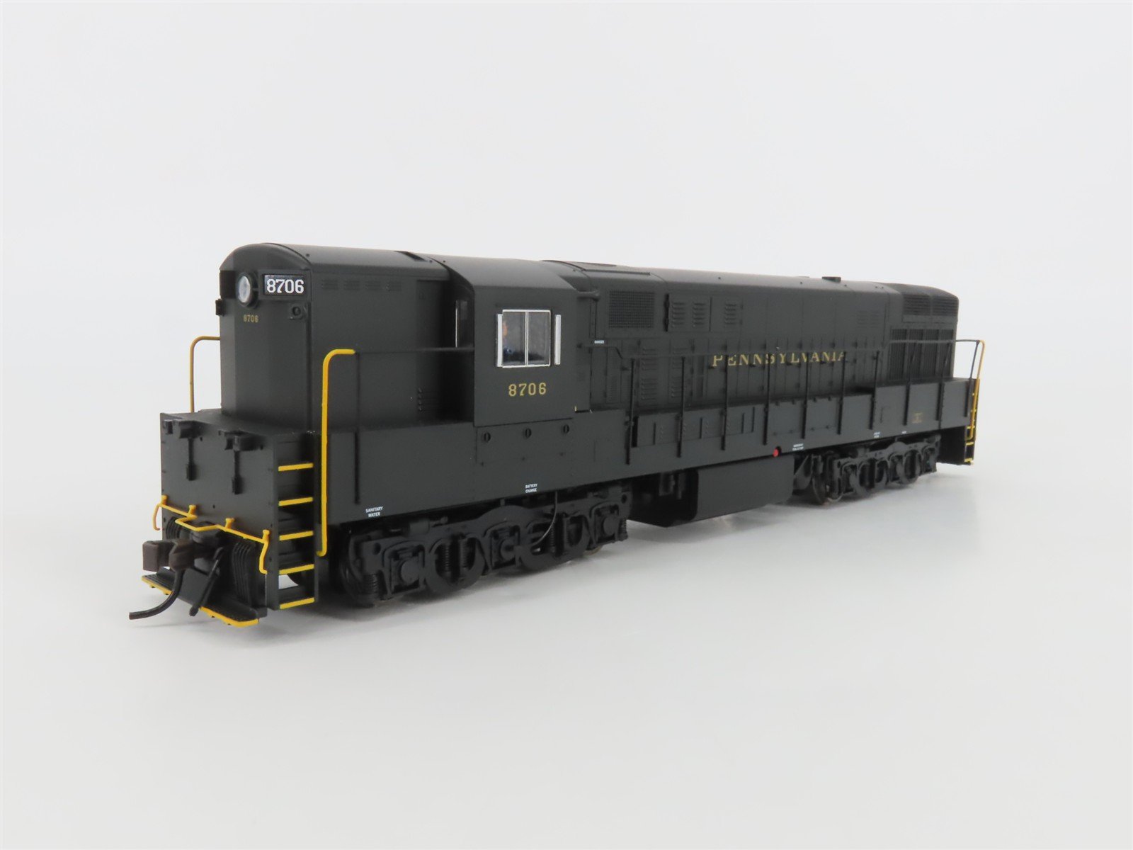 HO Atlas Master Gold 7716 PRR FM Trainmaster Diesel #8706 w/ DCC & Sound