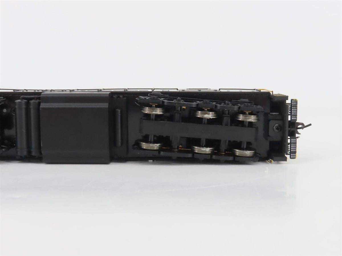 HO Atlas Master Gold 7716 PRR FM Trainmaster Diesel #8706 w/ DCC &amp; Sound