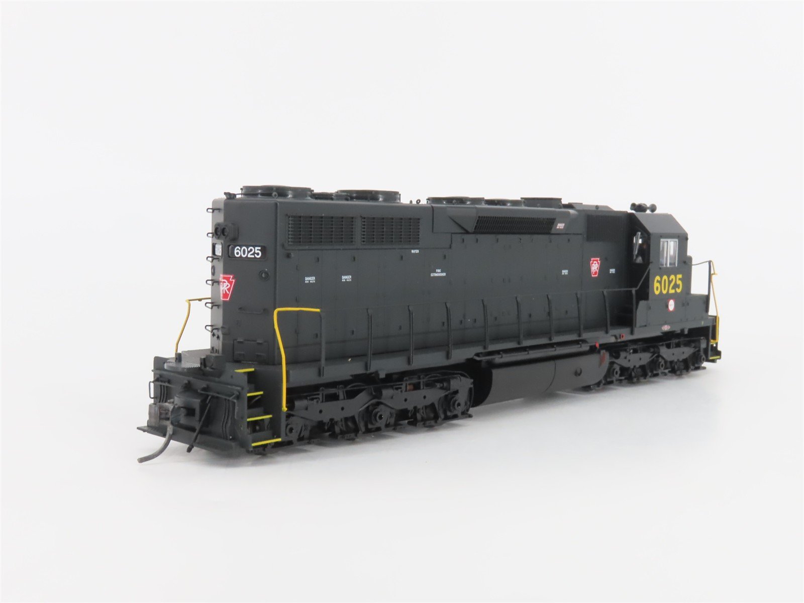 HO Scale Atlas Master PRR Pennsylvania EMD SD35 Diesel #6025 w/ DCC