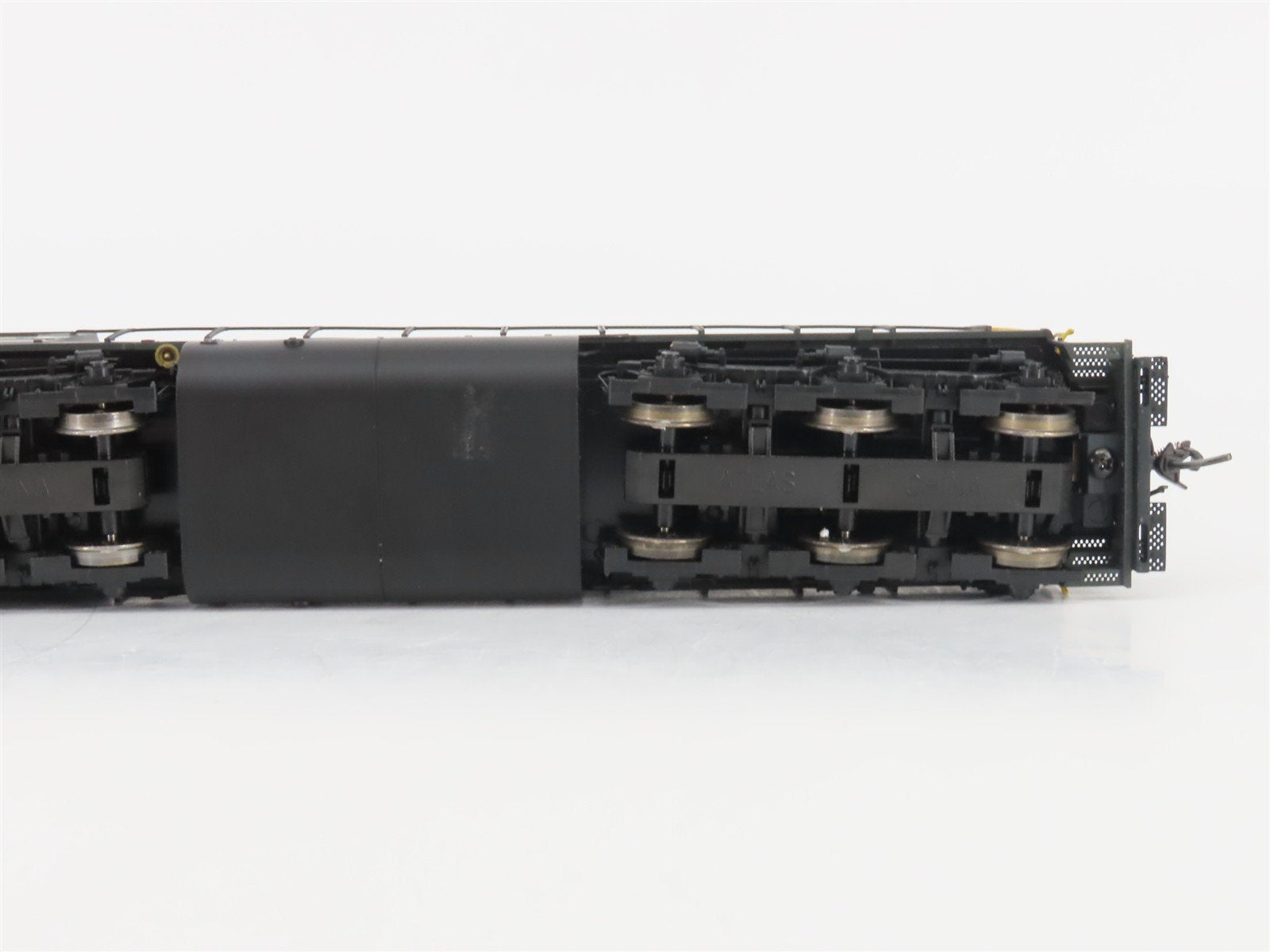 HO Scale Atlas Master PRR Pennsylvania EMD SD35 Diesel #6025 w/ DCC