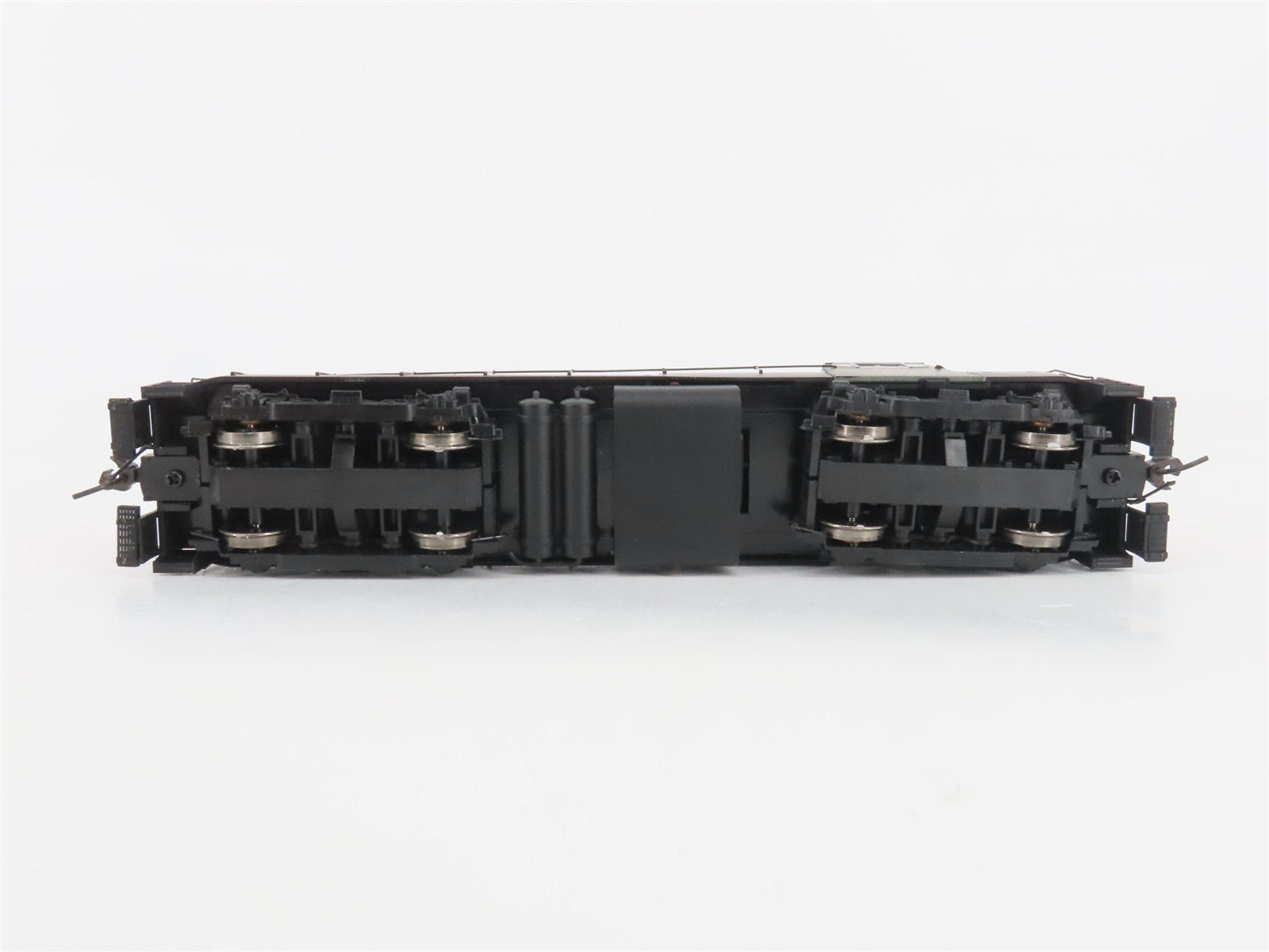 HO Scale Atlas Master 9528 NH New Haven FM H16-44 Diesel #596 w/ DCC