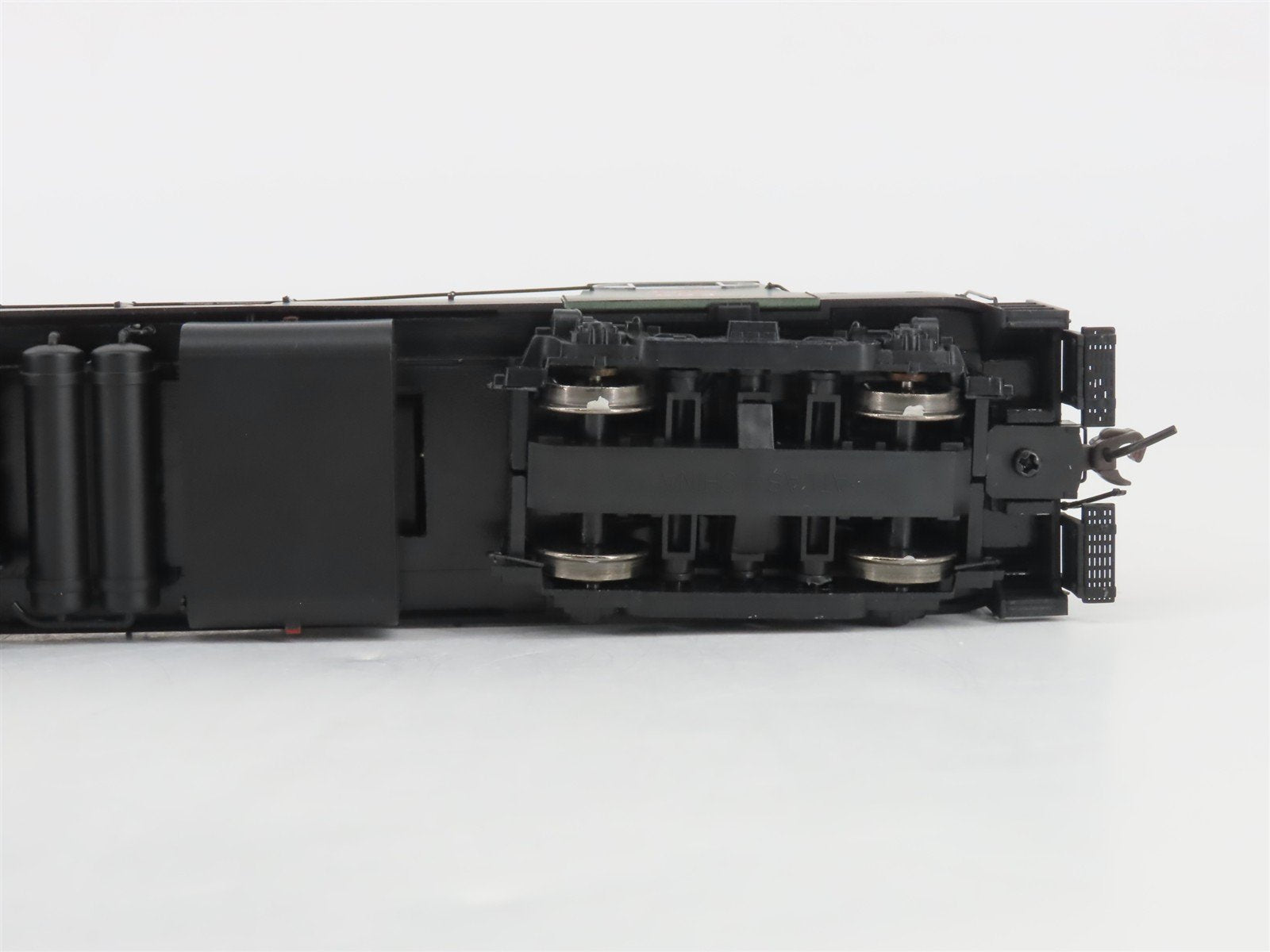 HO Scale Atlas Master 9527 NH New Haven FM H16-44 Diesel #594 w/ DCC