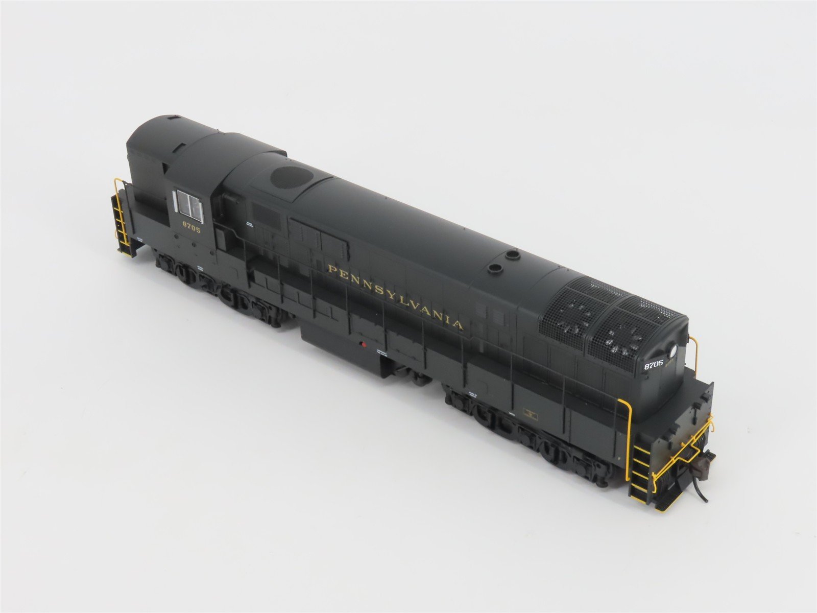 HO Atlas Master Silver 7821 PRR FM Trainmaster Ph. II Diesel #8705 - DCC Ready