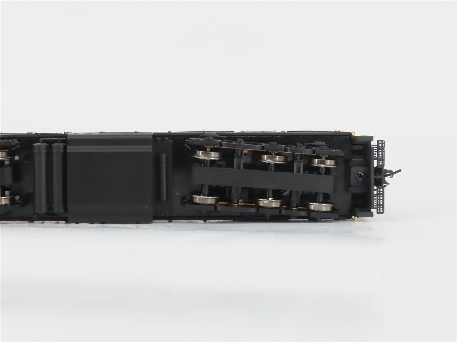 HO Atlas Master Silver 7821 PRR FM Trainmaster Ph. II Diesel #8705 - DCC Ready