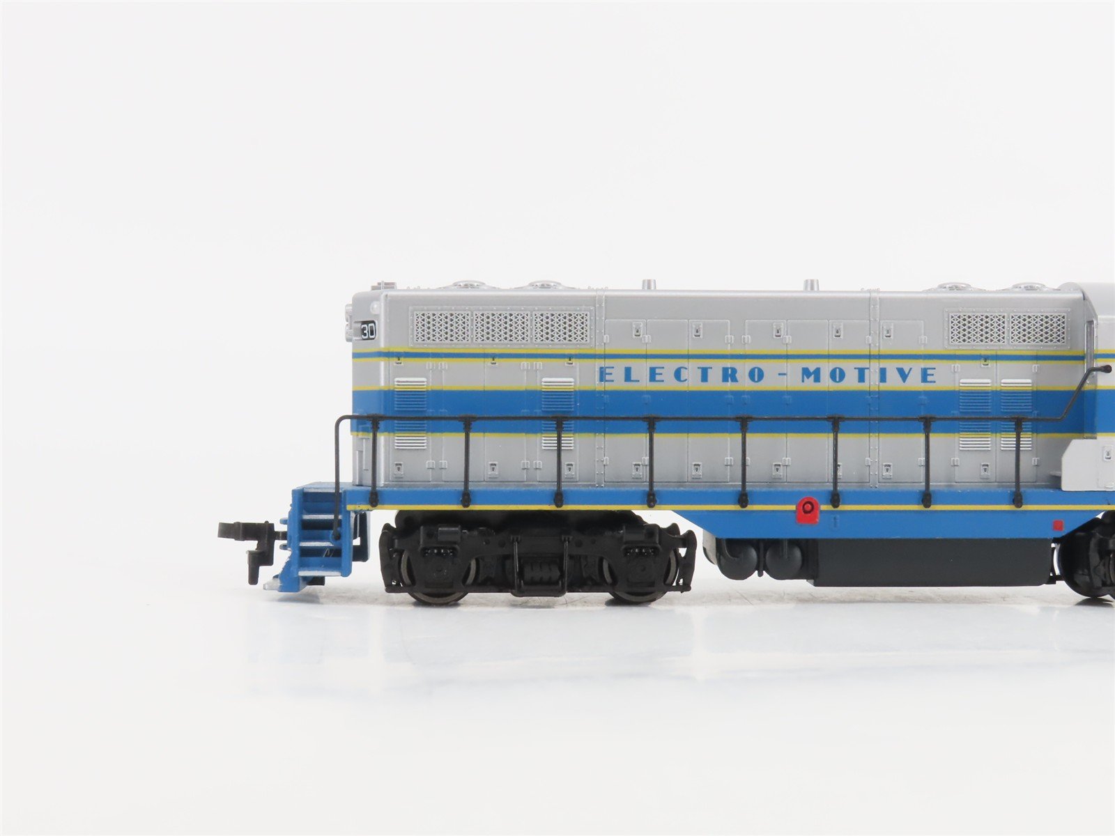 HO Scale Atlas Classic 8410 EMD Demonstrator GP7 Diesel #300 - DCC Ready