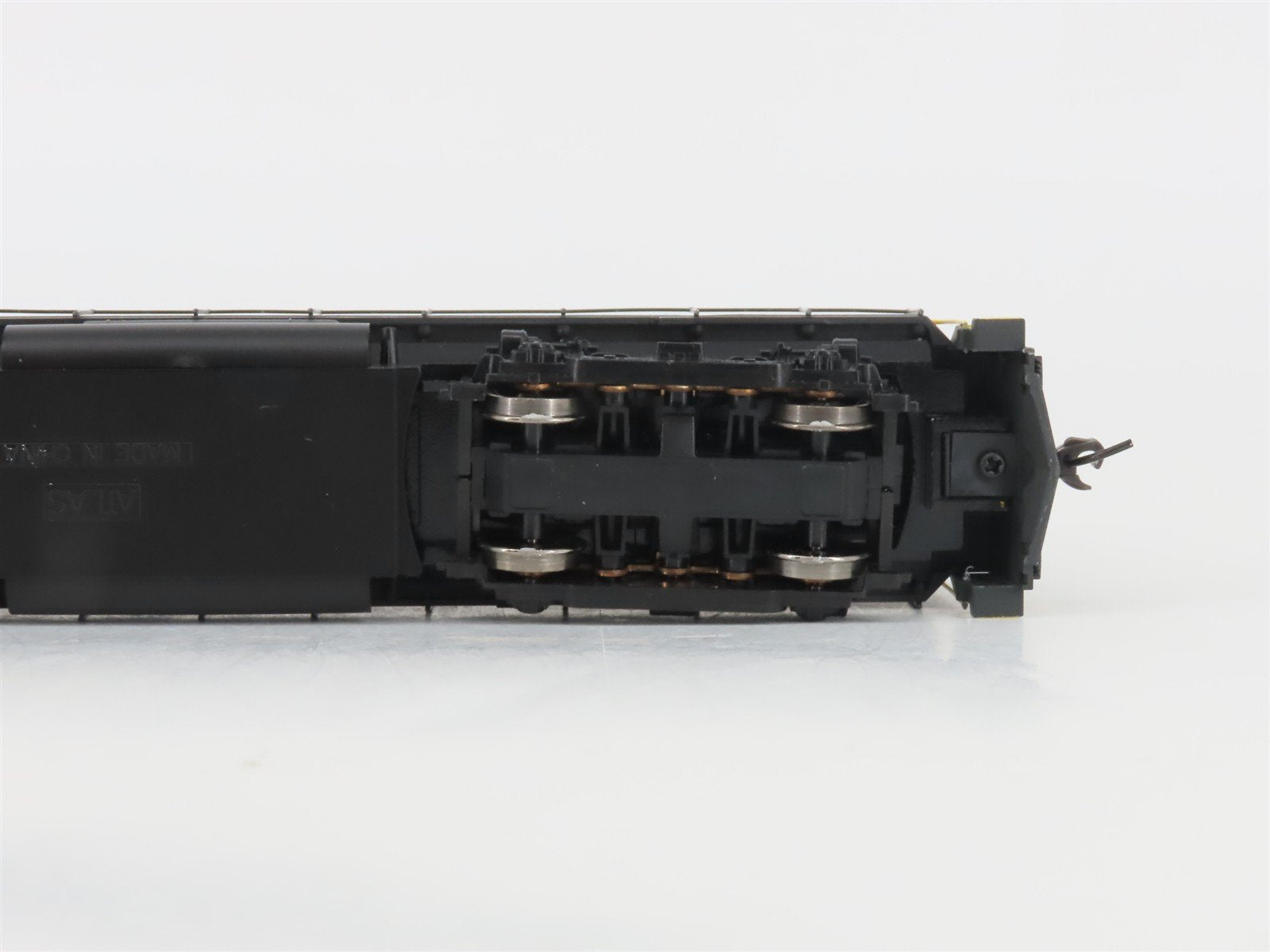 HO Scale Atlas Classic 9379 PRR Pennsylvania ALCO C425 Diesel #2421 - DCC Ready