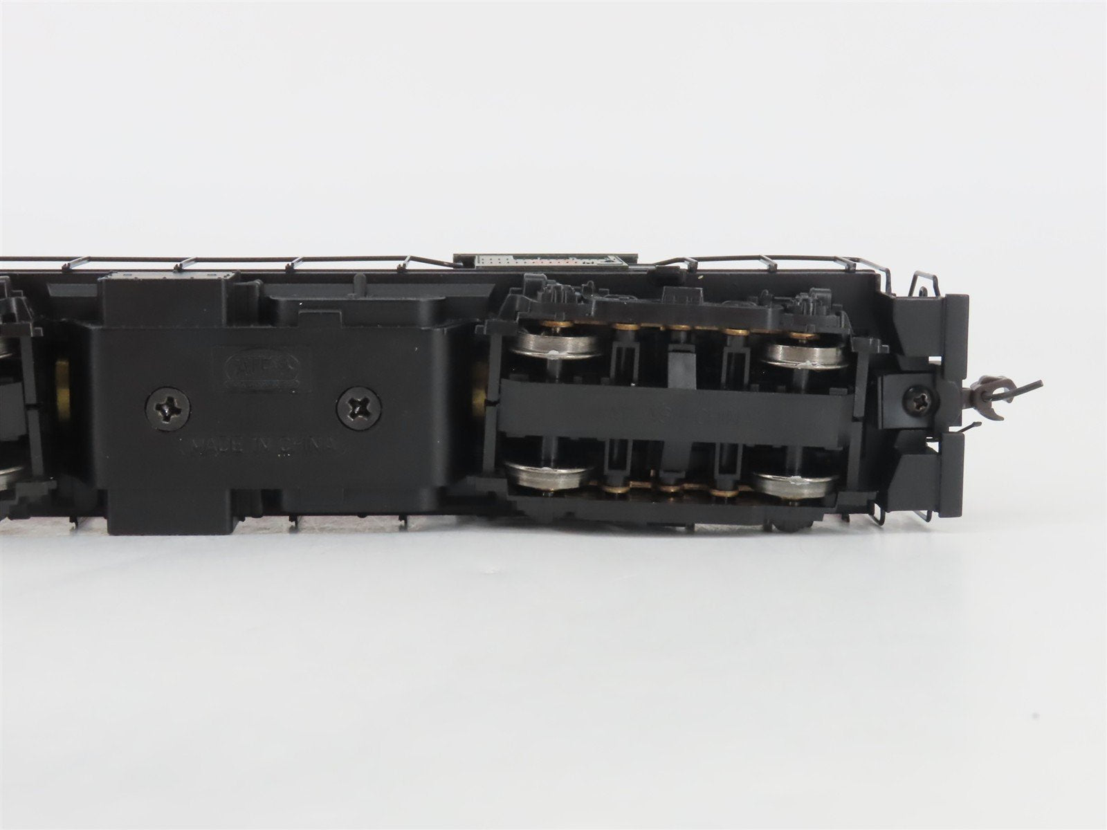 HO Scale Atlas Classic 7107 NH New Haven ALCO RS-1 Diesel Locomotive #0665