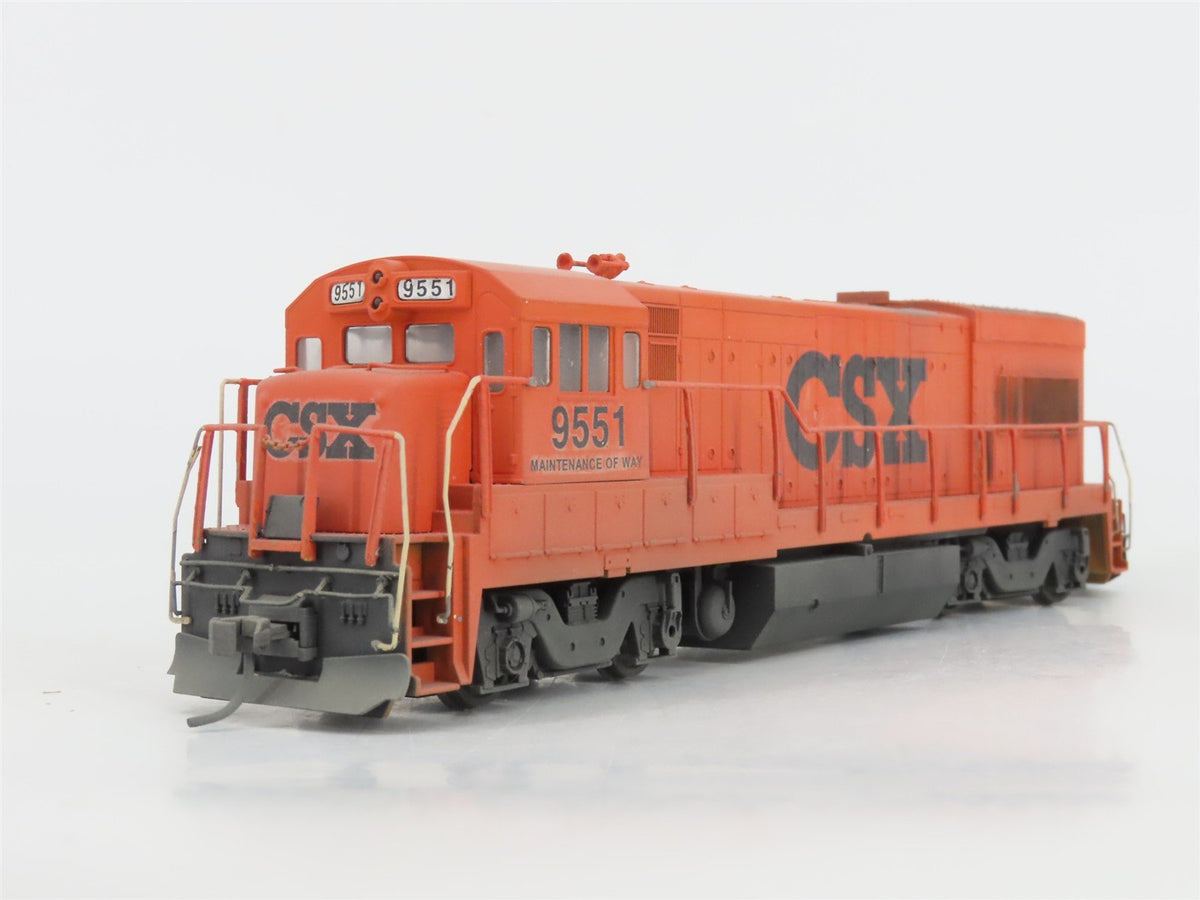 HO Scale Atlas 8670 CSX MofW Orange GE U23B Diesel #9551 - Custom &amp; Weathered