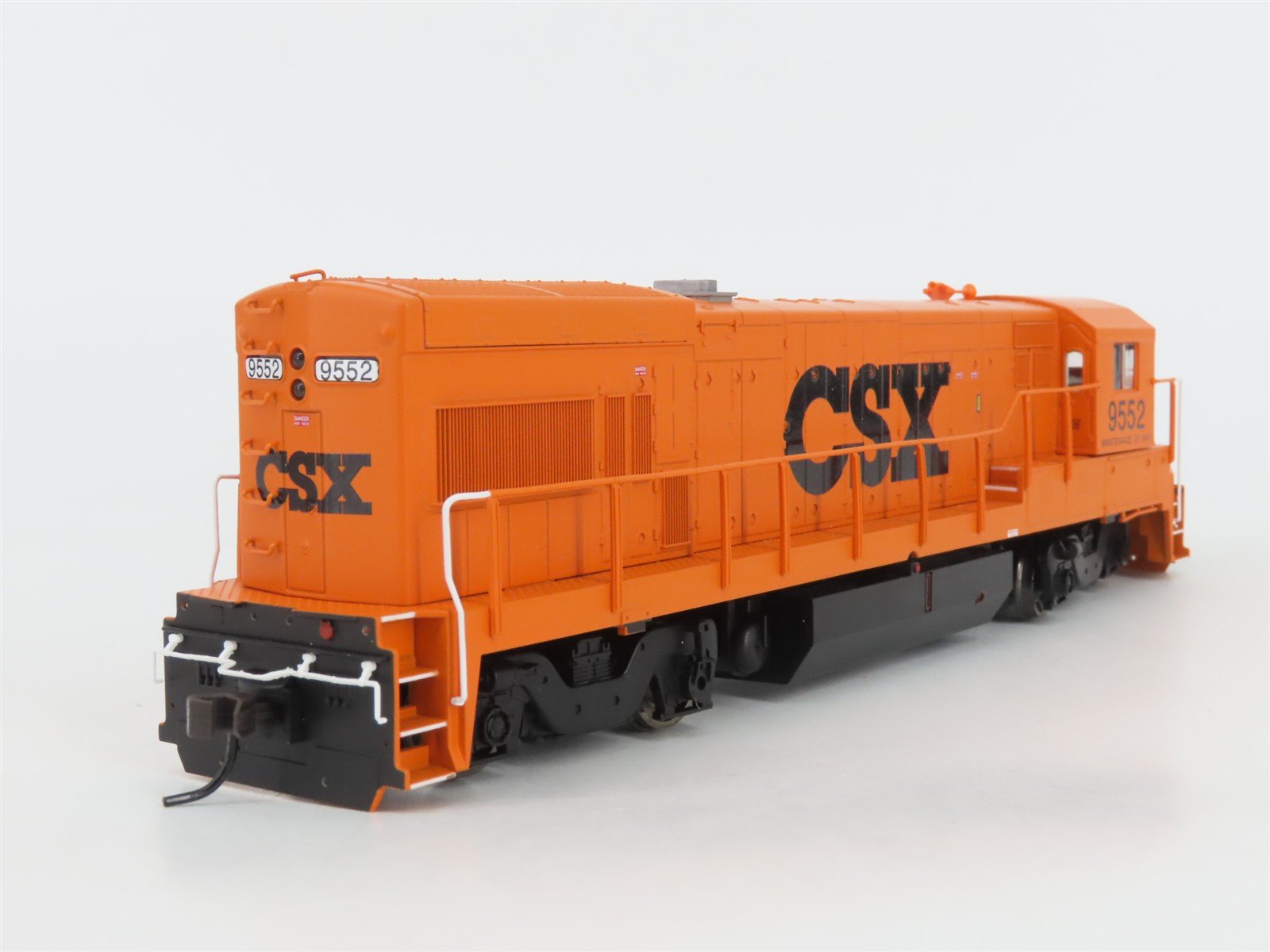 HO Atlas 8273 CSX MofW Maintenance of Way Orange U23B Diesel #9552 - DCC Ready