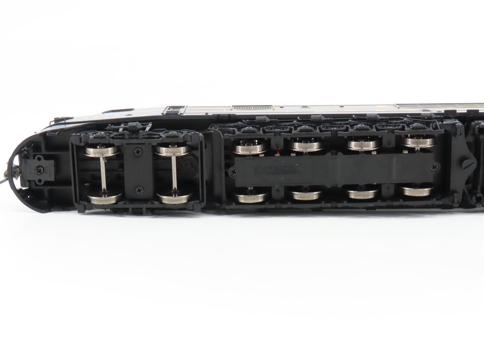 HO Broadway Limited BLI 2092 PRR Pennsylvania Centipede A/A Diesel Set wParagon2