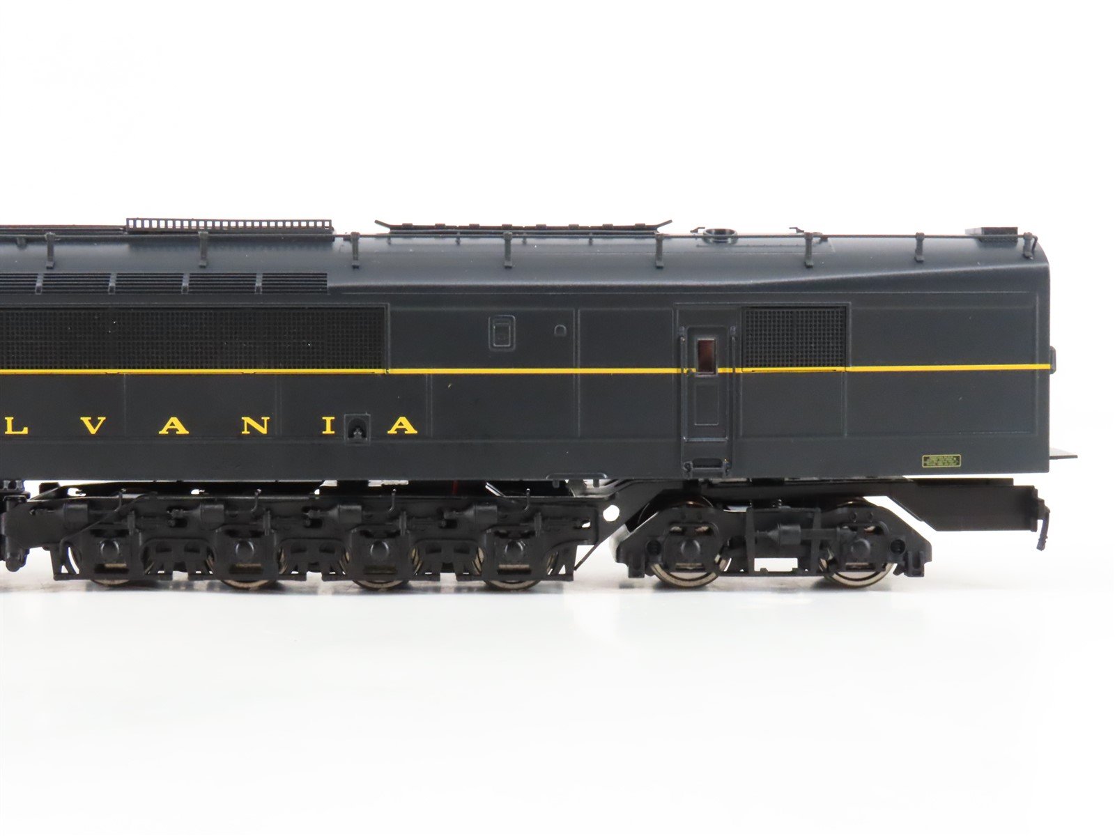 HO Broadway Limited BLI 2092 PRR Pennsylvania Centipede A/A Diesel Set wParagon2