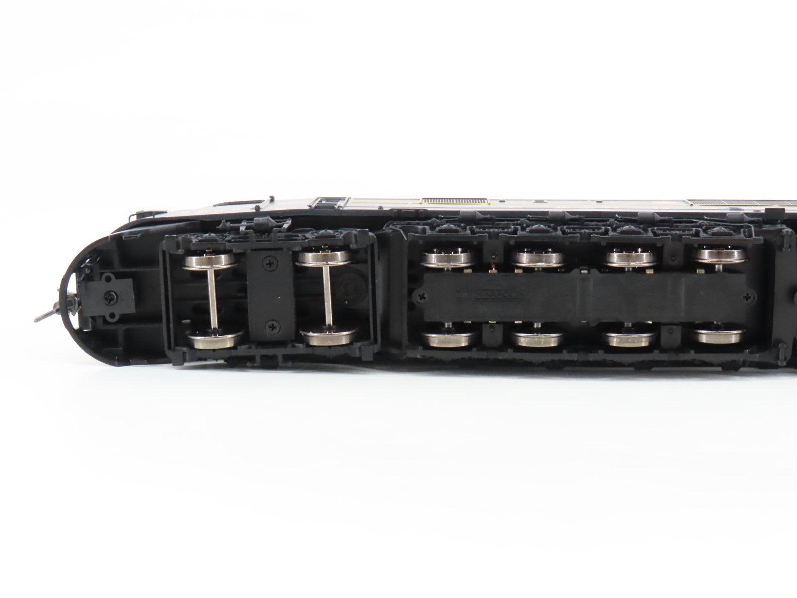 HO Broadway Limited BLI 2092 PRR Pennsylvania Centipede A/A Diesel Set wParagon2