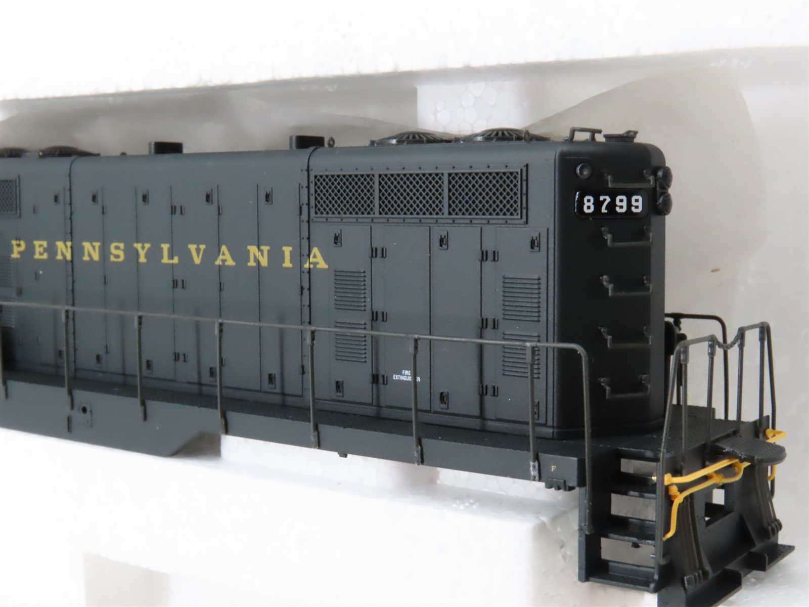 HO Scale Proto 2000 23566 PRR Pennsylvania GP7 Diesel Locomotive #8799 BAD GEARS