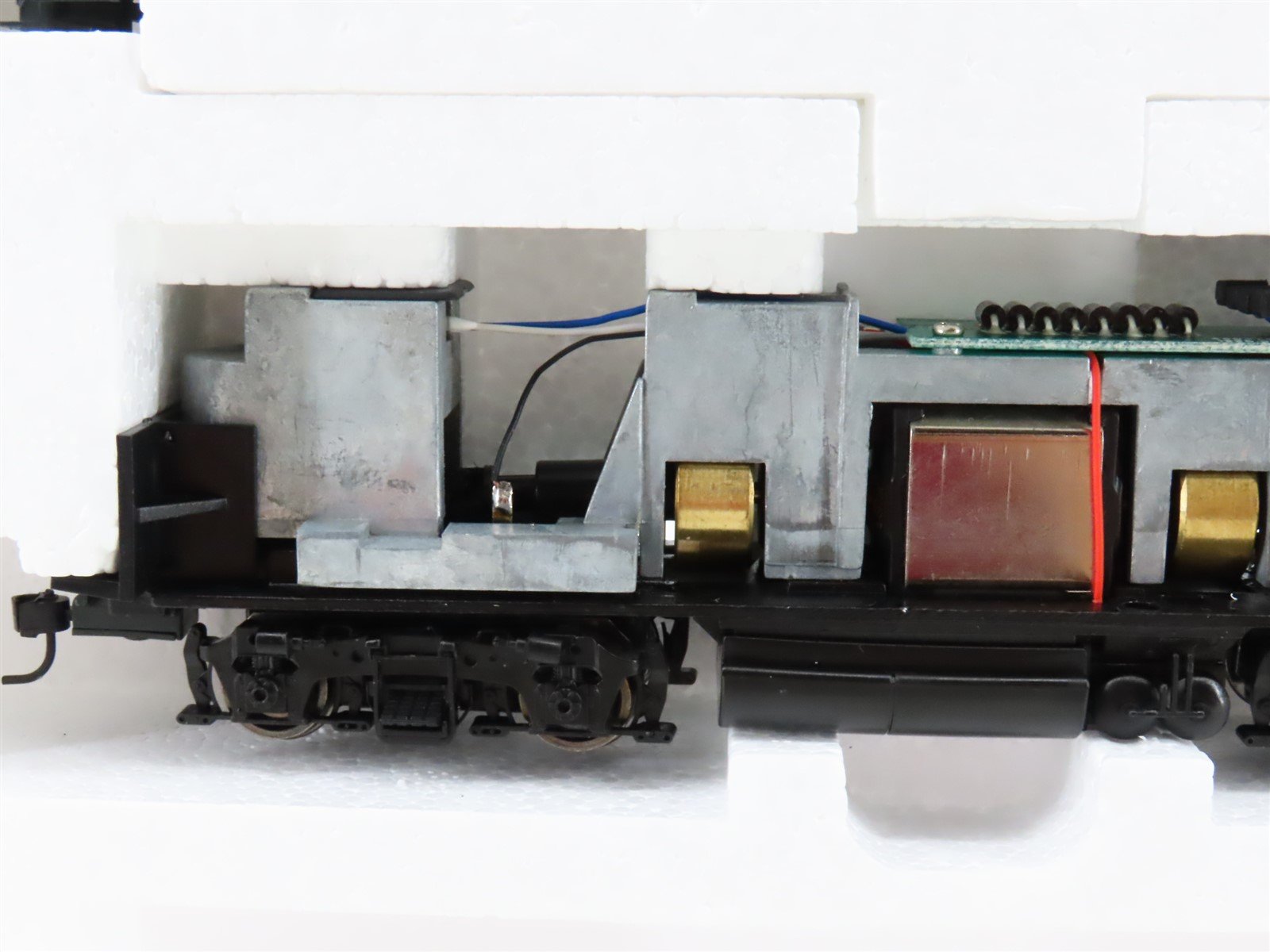 HO Scale Proto 2000 23566 PRR Pennsylvania GP7 Diesel Locomotive #8799 BAD GEARS