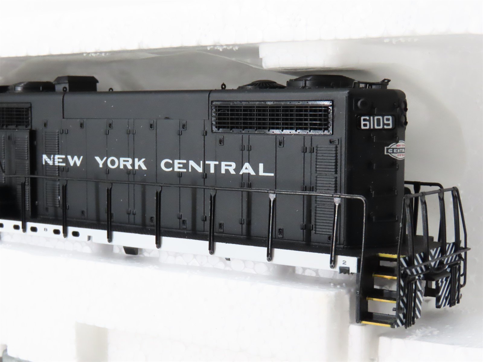 HO Scale Proto 2000 8066 NYC New York Central GP20 Diesel #6109 BAD GEARS
