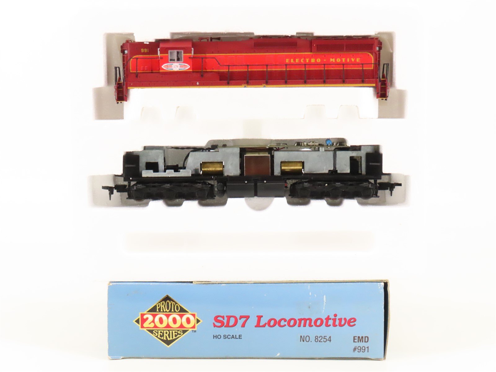 HO Scale Proto 2000 8254 EMD Demonstrator SD7 Diesel Locomotive #991