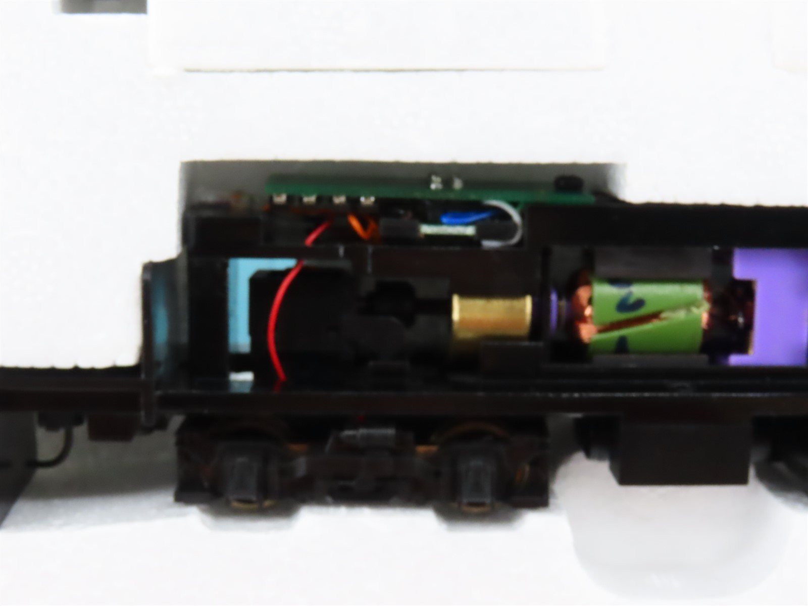 HO Scale Proto 2000 21360 NH New Haven S1 Diesel Locomotive #0989