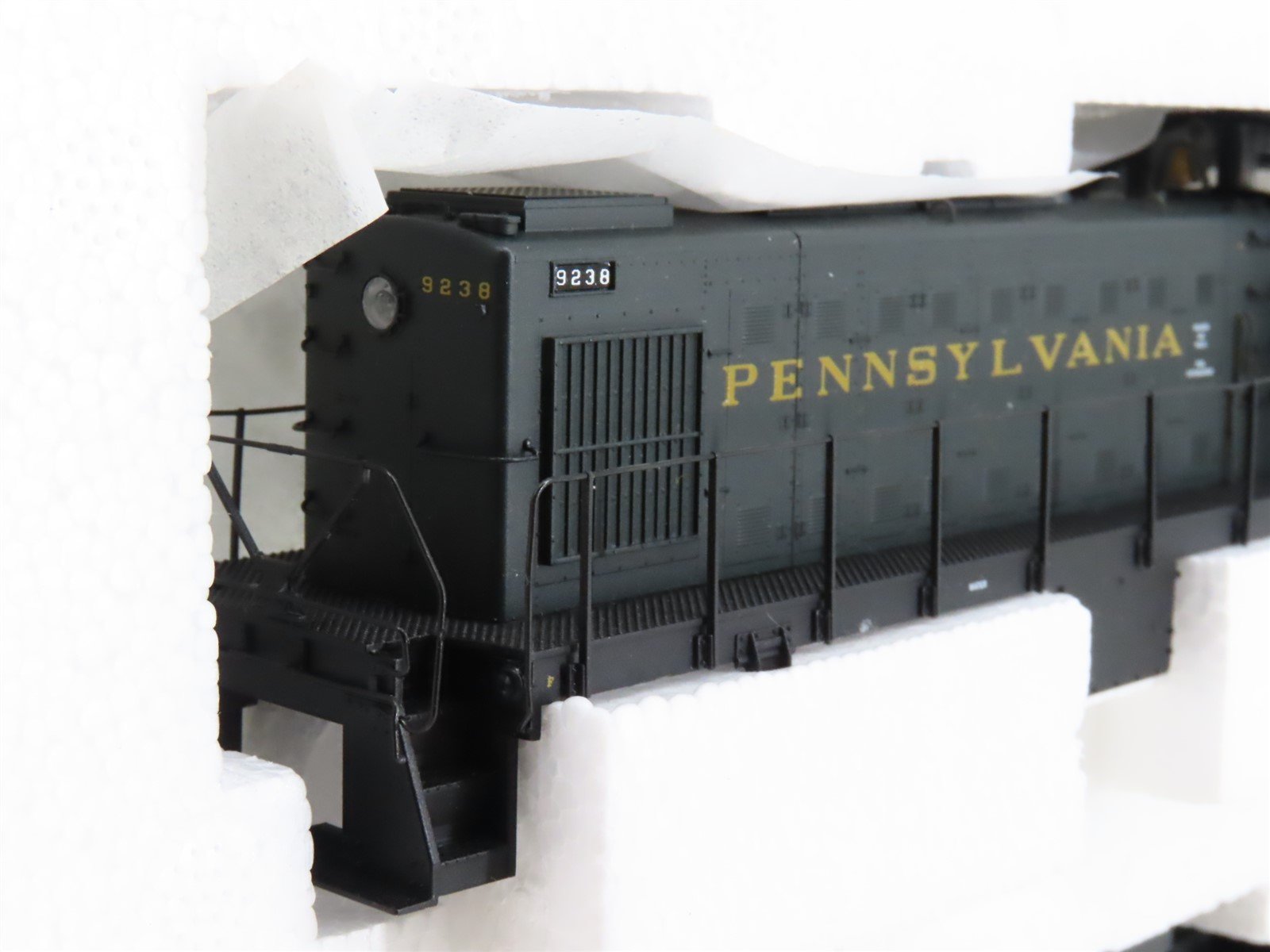 HO Scale Proto 2000 21363 PRR Pennsylvania S1 Diesel Locomotive #9238
