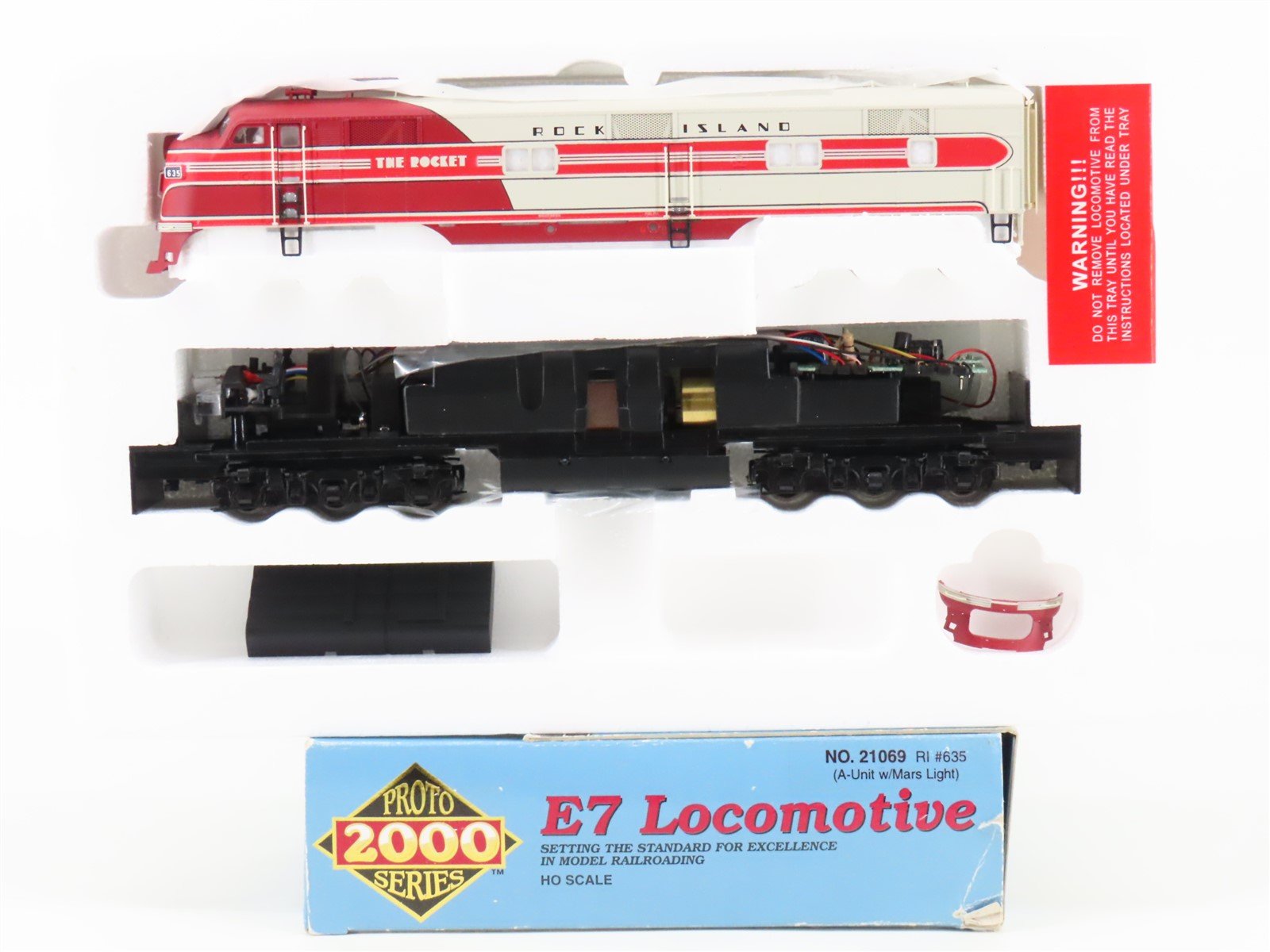 HO Scale Proto 2000 21069 RI Rock Island E7A Diesel Locomotive #635