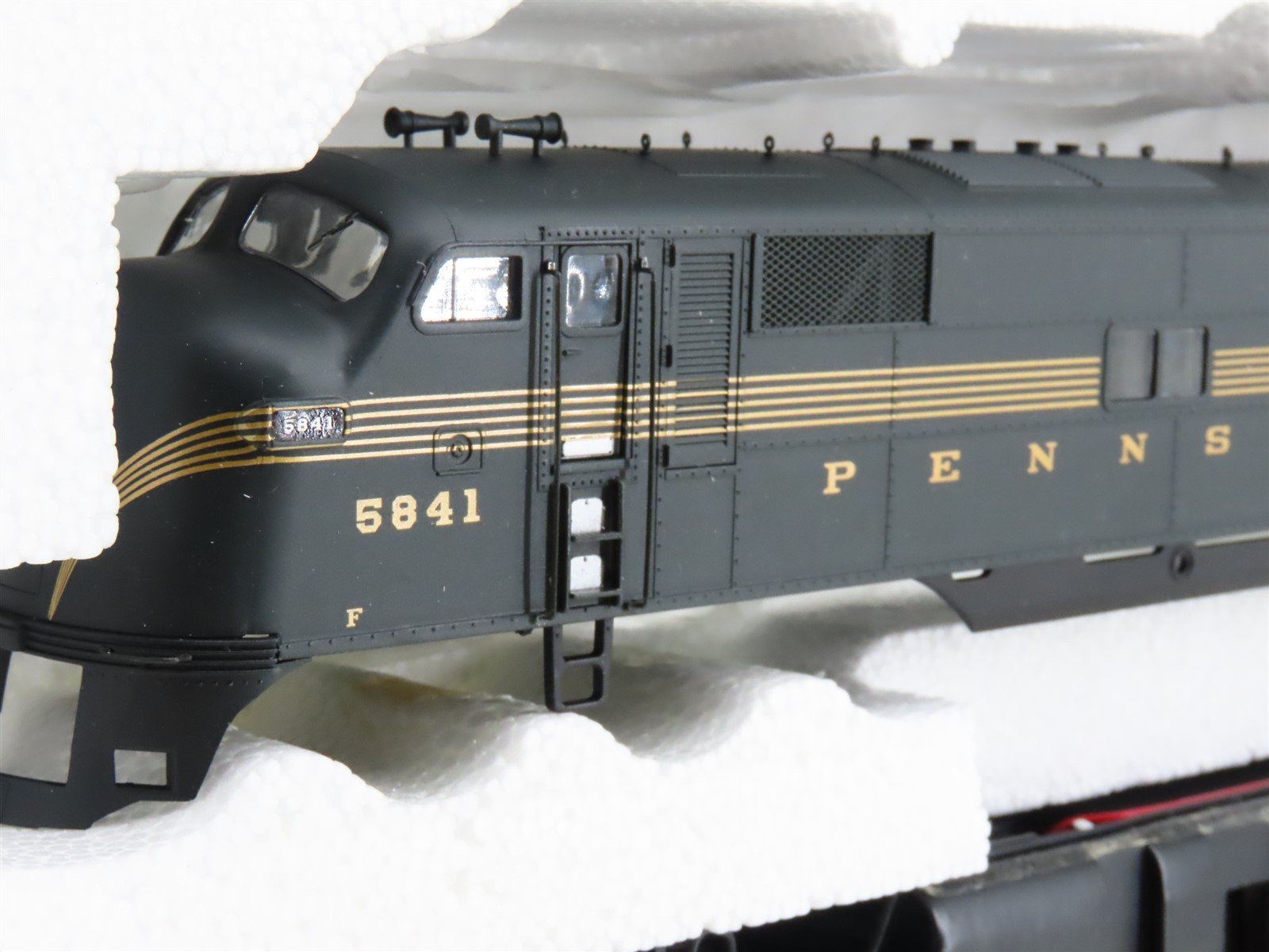 HO Scale Proto 2000 23061 PRR Pennsylvania E7A Diesel Locomotive #5841