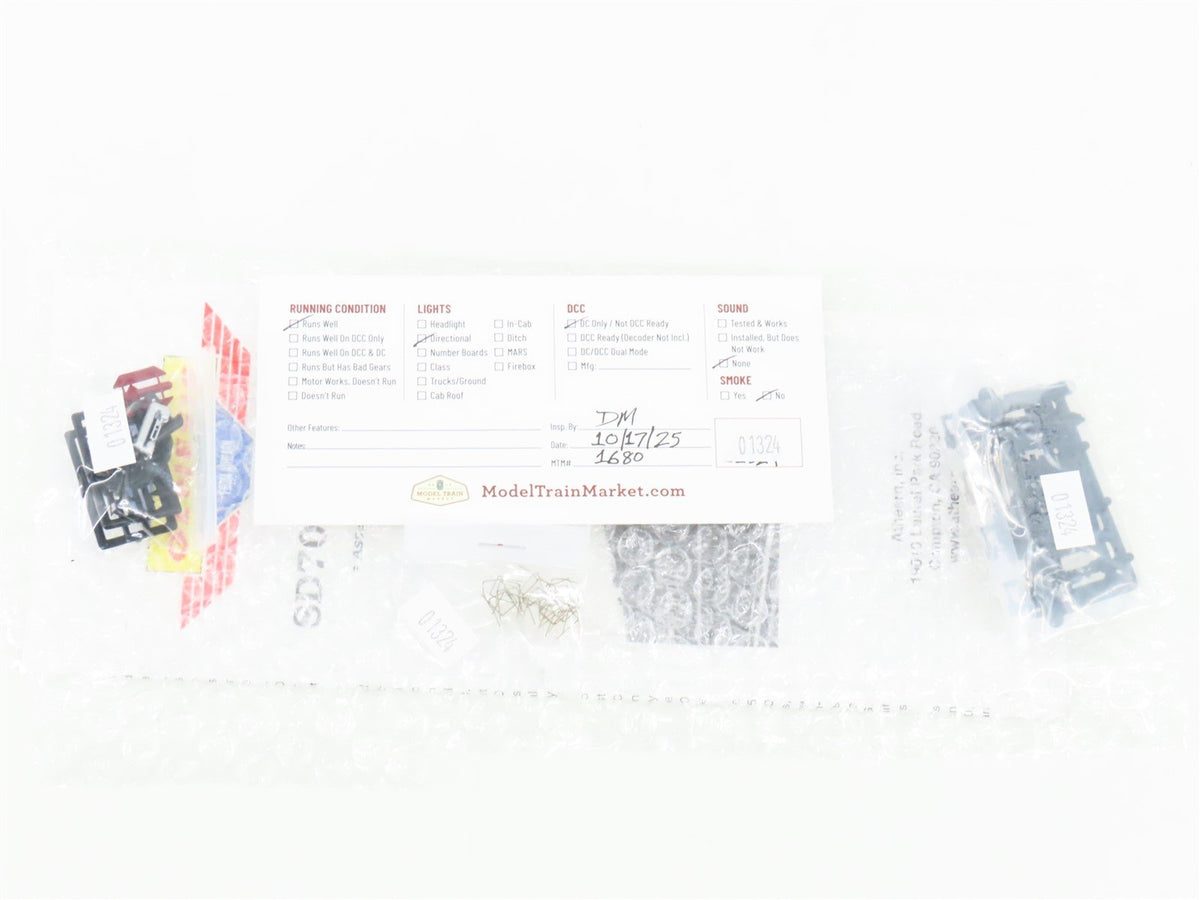 HO Scale Athearn Genesis G6120 EMD Lease SD70M Diesel Locomotive #7018