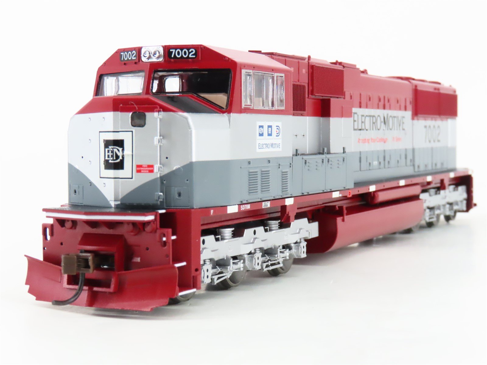 HO Scale Athearn Genesis 0G6118 EMD Demonstrator SD70M Diesel Locomotive #7002