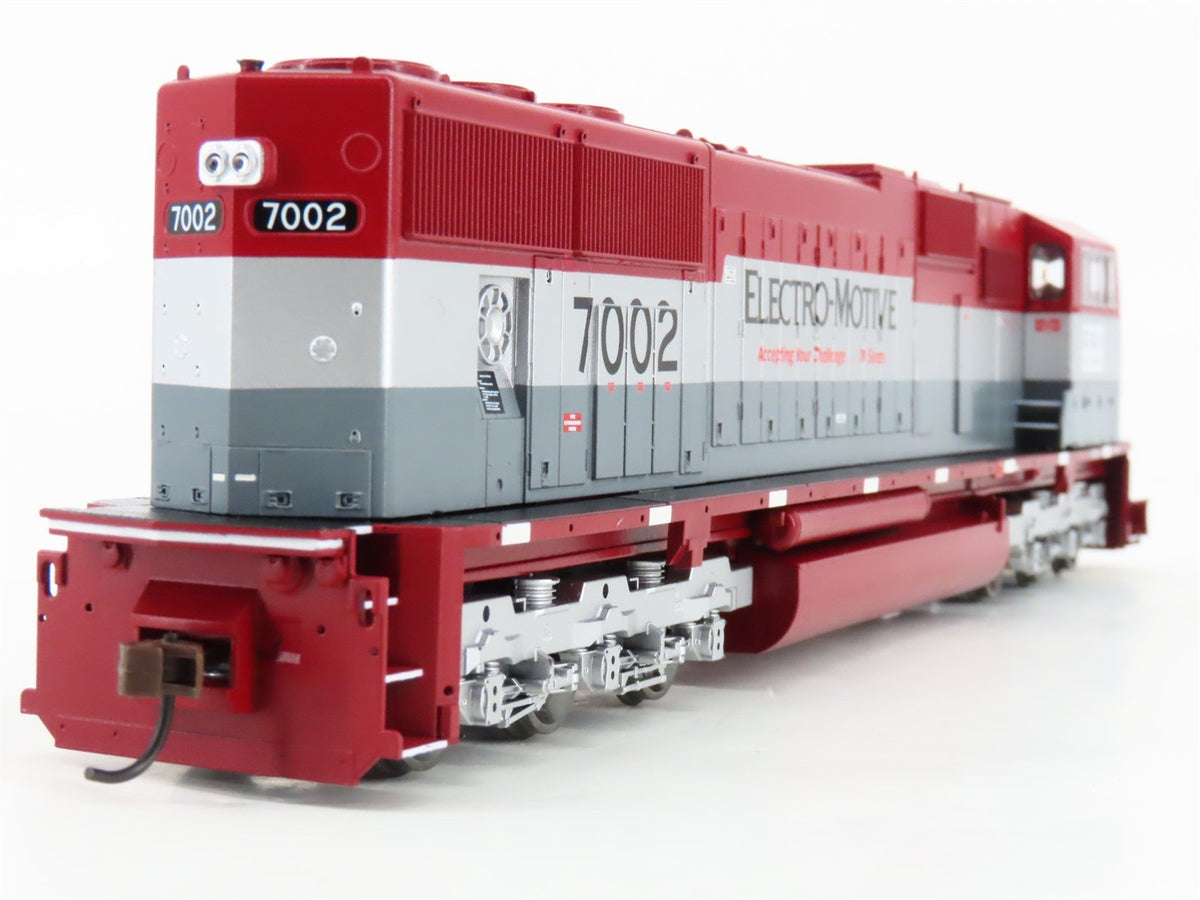 HO Scale Athearn Genesis 0G6118 EMD Demonstrator SD70M Diesel Locomotive #7002