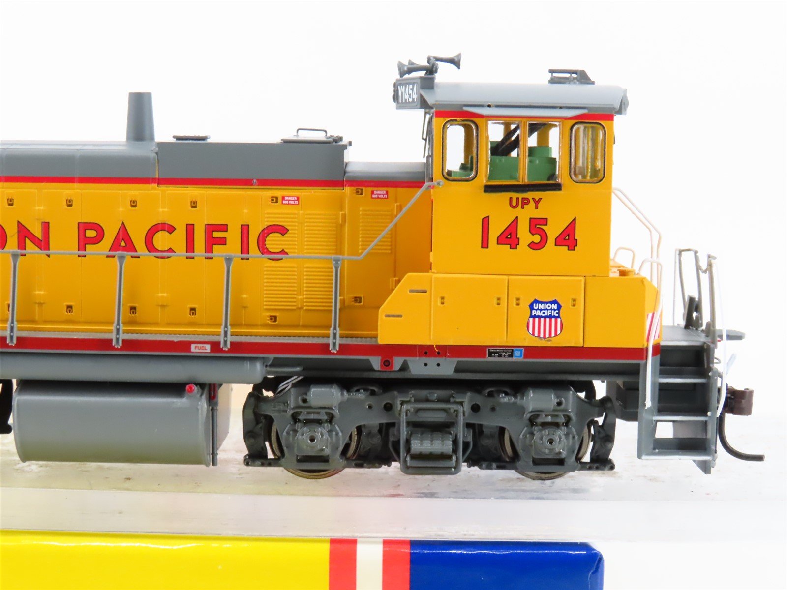HO Scale Athearn Genesis G66096 UP Union Pacific MP15AC Diesel Locomotive #1454