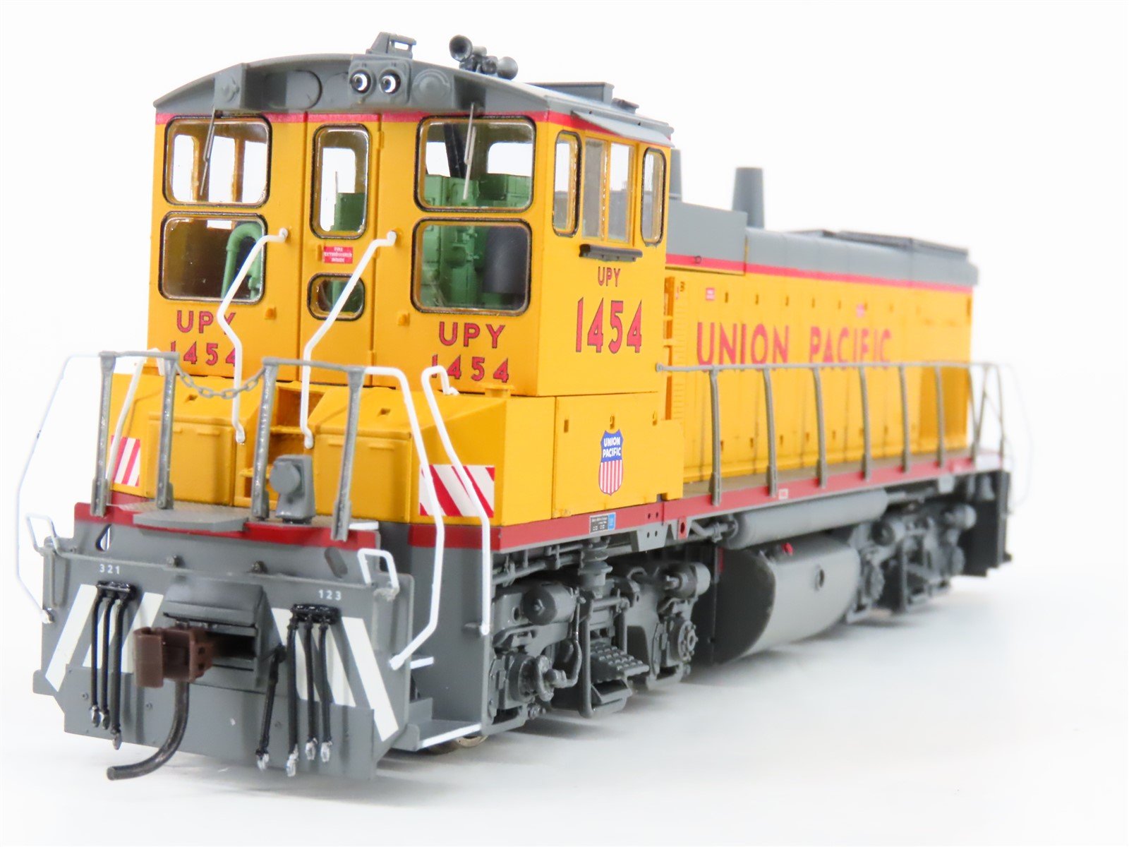 HO Scale Athearn Genesis G66096 UP Union Pacific MP15AC Diesel Locomotive #1454