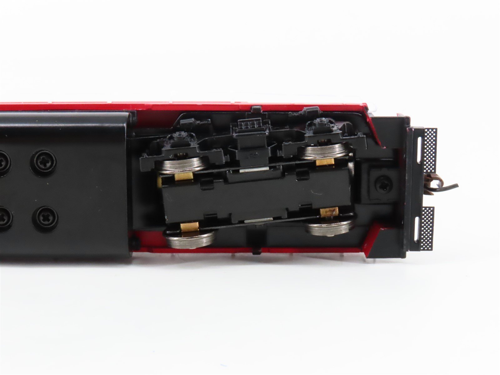 HO Scale Athearn RTR 94223 SOO Line Bicentennial GP35 Diesel Loco #1776