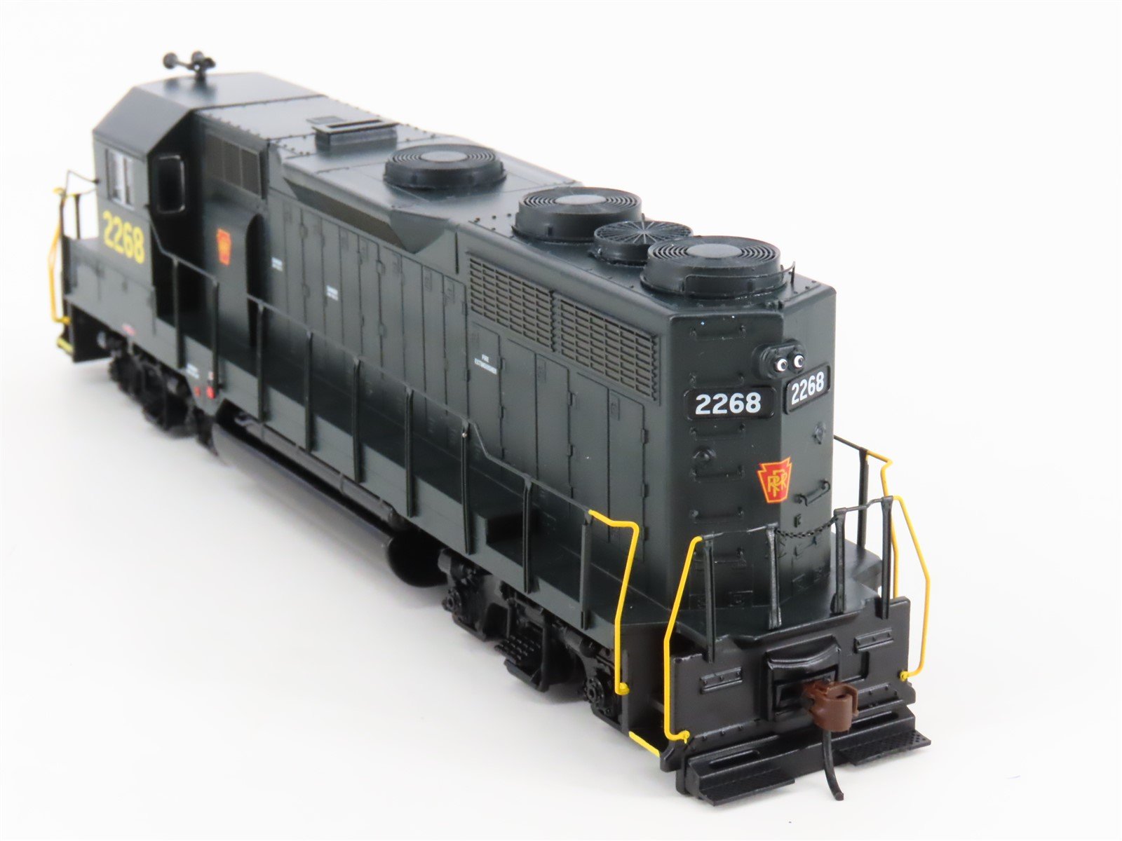 HO Scale Athearn RTR 91754 PRR Pennsylvania GP35 Diesel Locomotive #2268