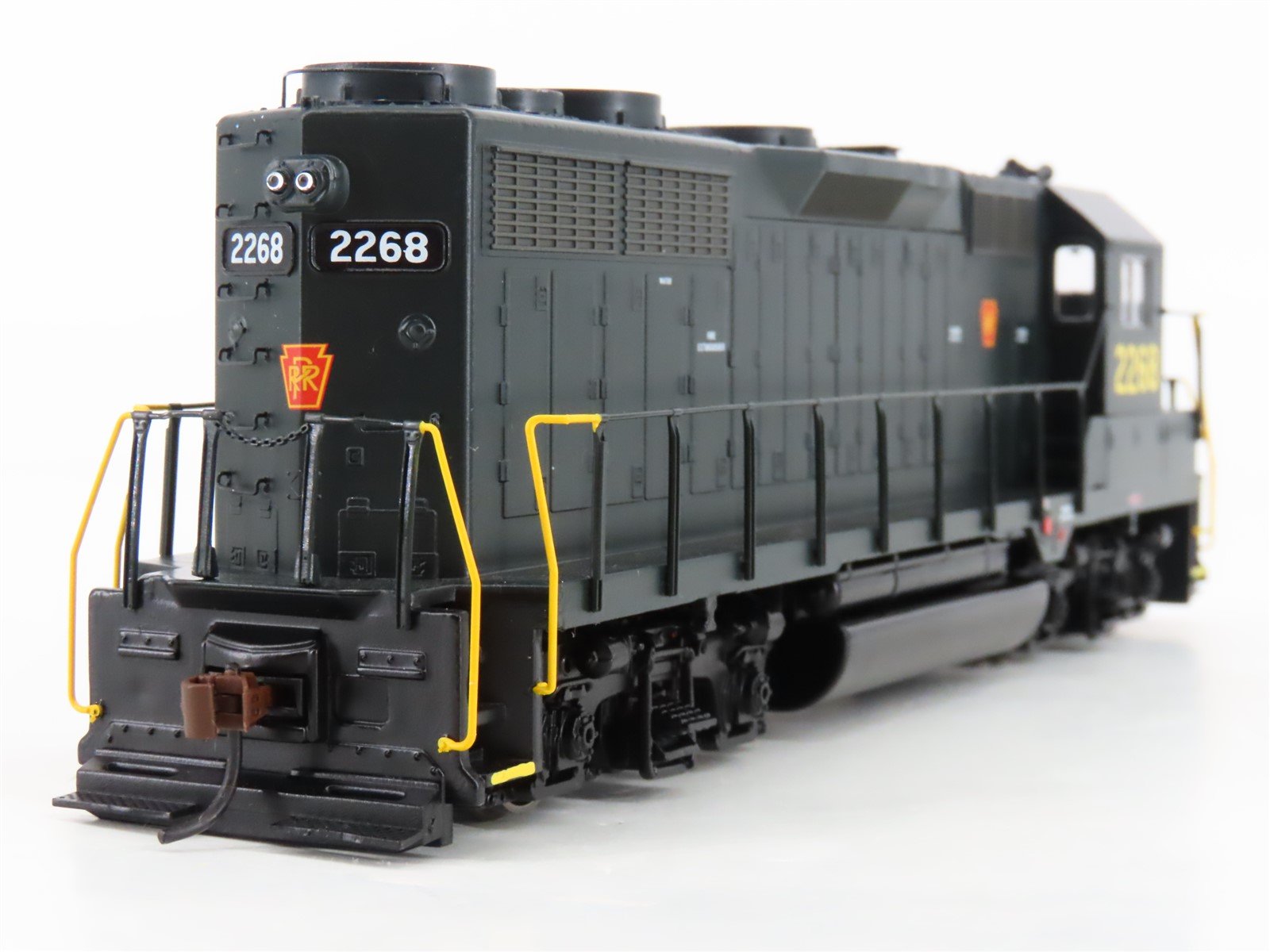 HO Scale Athearn RTR 91754 PRR Pennsylvania GP35 Diesel Locomotive #2268