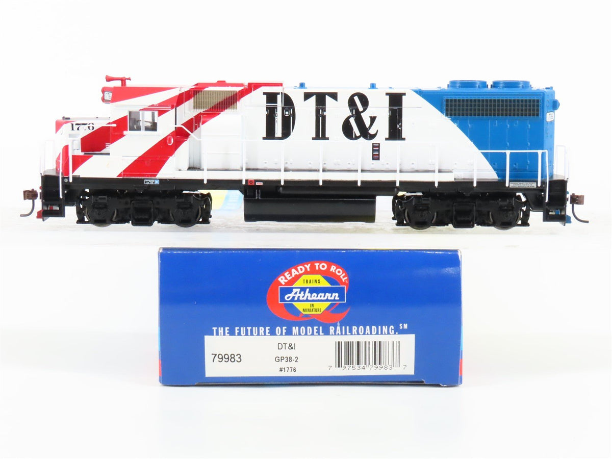 HO Scale Athearn RTR 79983 DT&amp;I Bicentennial GP38-2 Diesel Locomotive #1776
