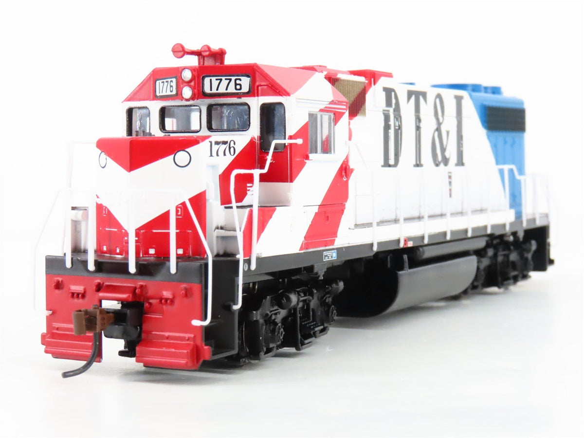 HO Scale Athearn RTR 79983 DT&amp;I Bicentennial GP38-2 Diesel Locomotive #1776