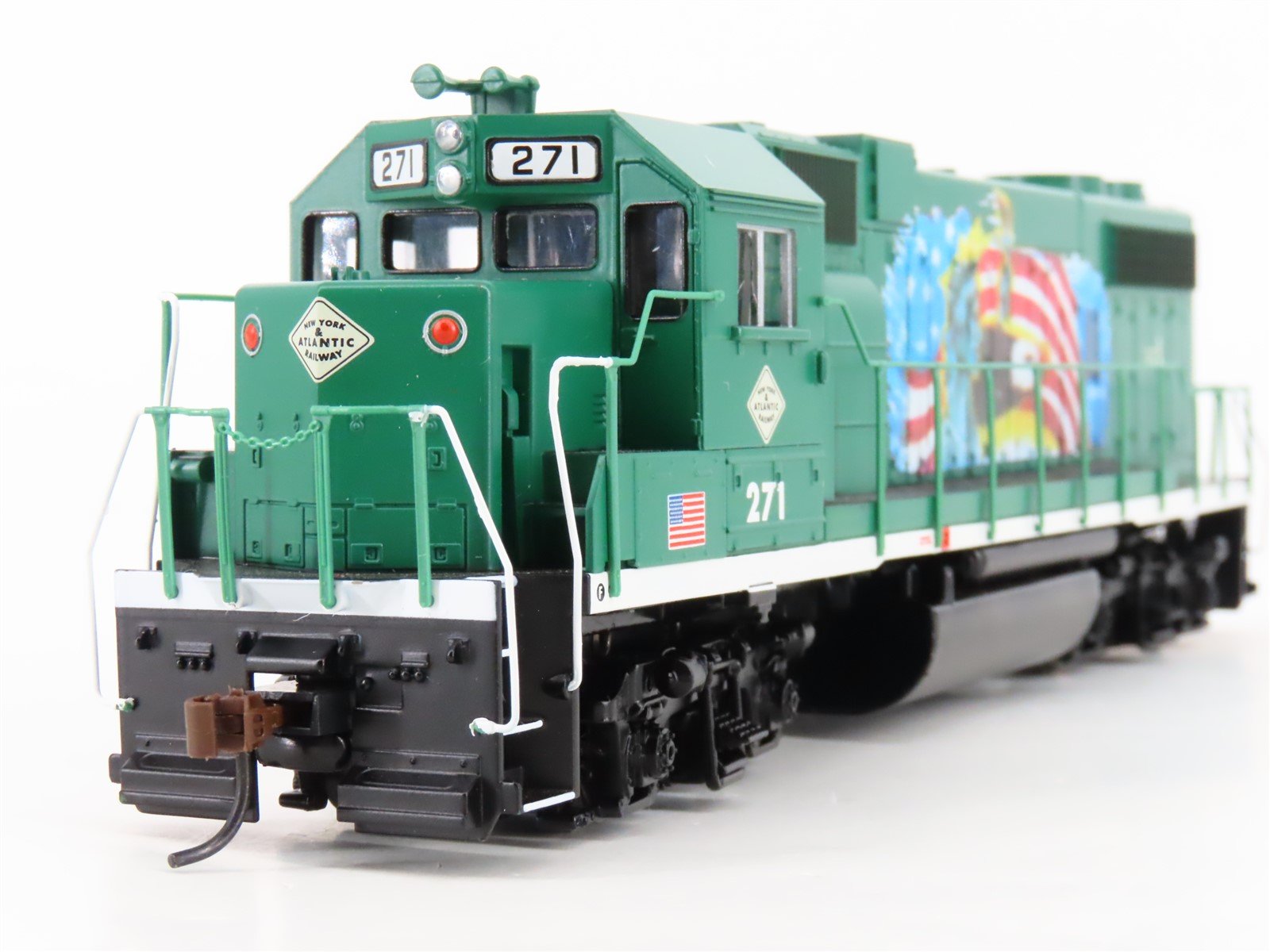 HO Scale Athearn RTR 79986 New York & Atlantic GP38-2 Diesel Loco #271