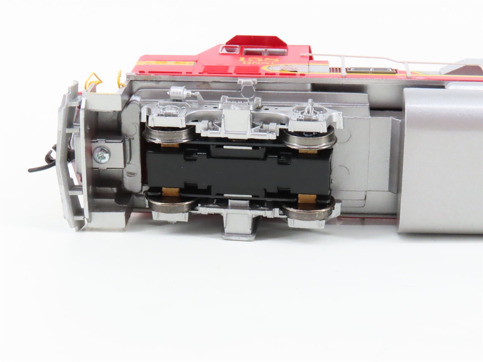 HO Scale Athearn RTR 91513 ATSF BNSF Patch Warbonnet GP60M Diesel Loco #158