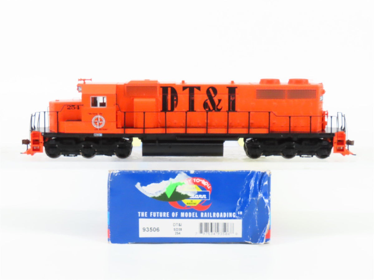 HO Scale Athearn RTR 93506 DT&amp;I Detroit Toledo &amp; Ironton SD38 Diesel Loco #254