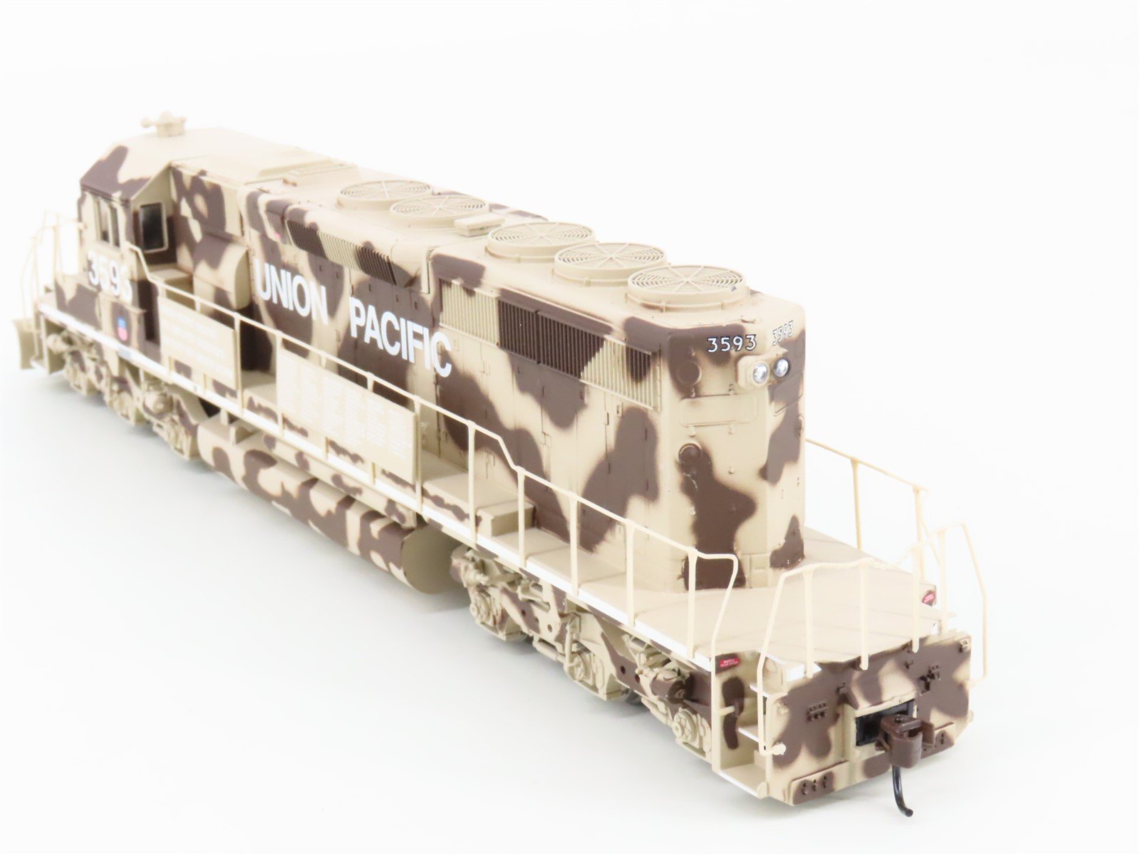 HO Scale Athearn RTR 8002 UP Union Pacific Desert Victory SD40-2 Diesel #3593