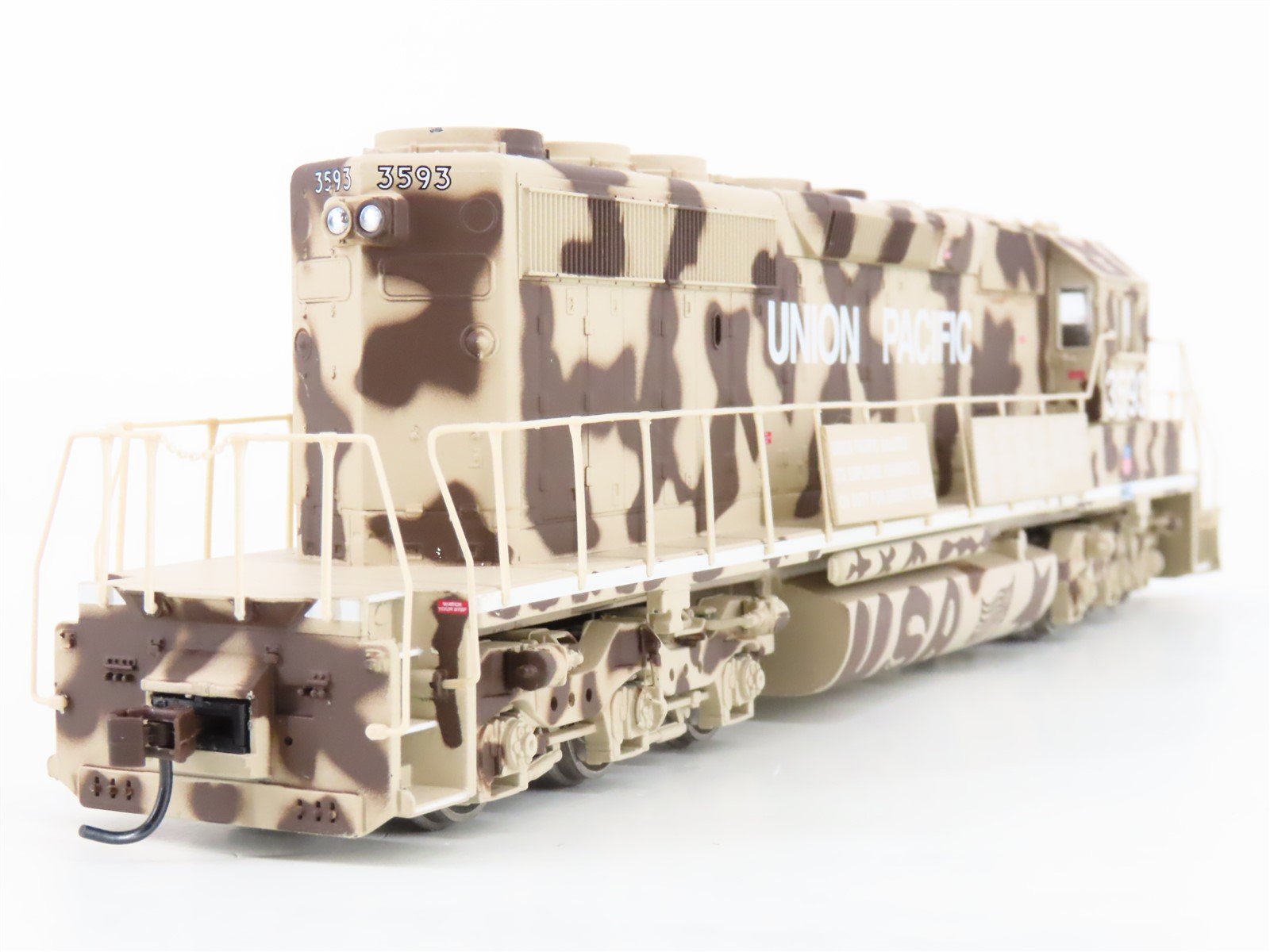 HO Scale Athearn RTR 8002 UP Union Pacific Desert Victory SD40-2 Diesel #3593