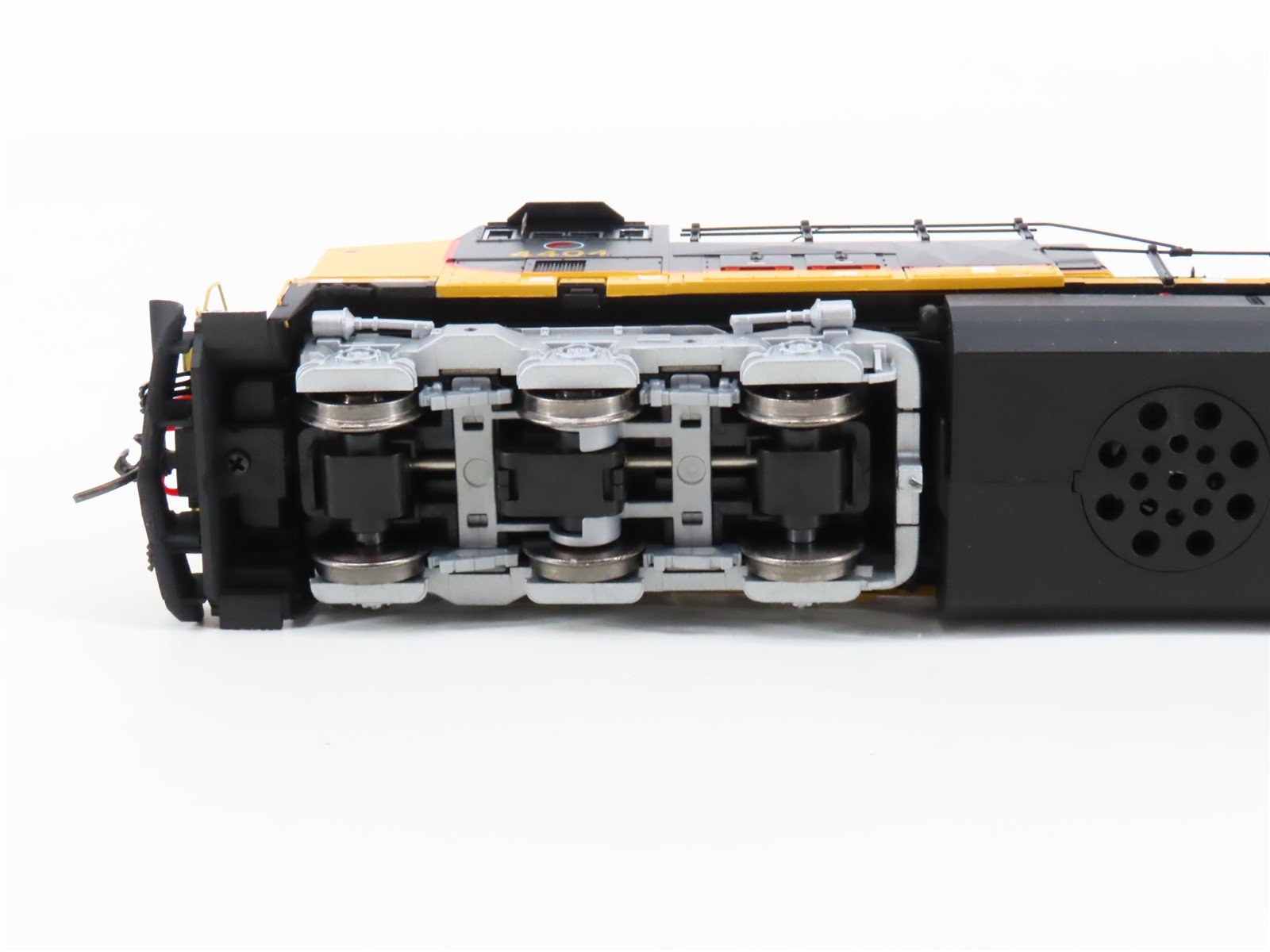 HO Scale Tower 55 EA-6001-2 NP Northern Pacific ES44AC Diesel #4404 wDCC & Sound