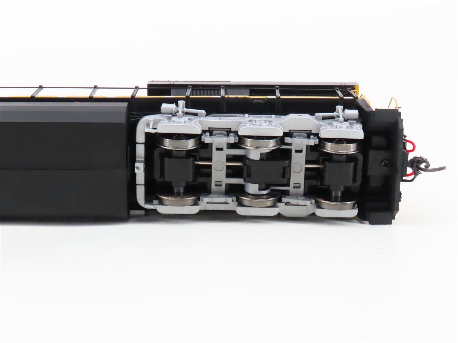 HO Scale Tower 55 EA-6001-2 NP Northern Pacific ES44AC Diesel #4404 wDCC & Sound