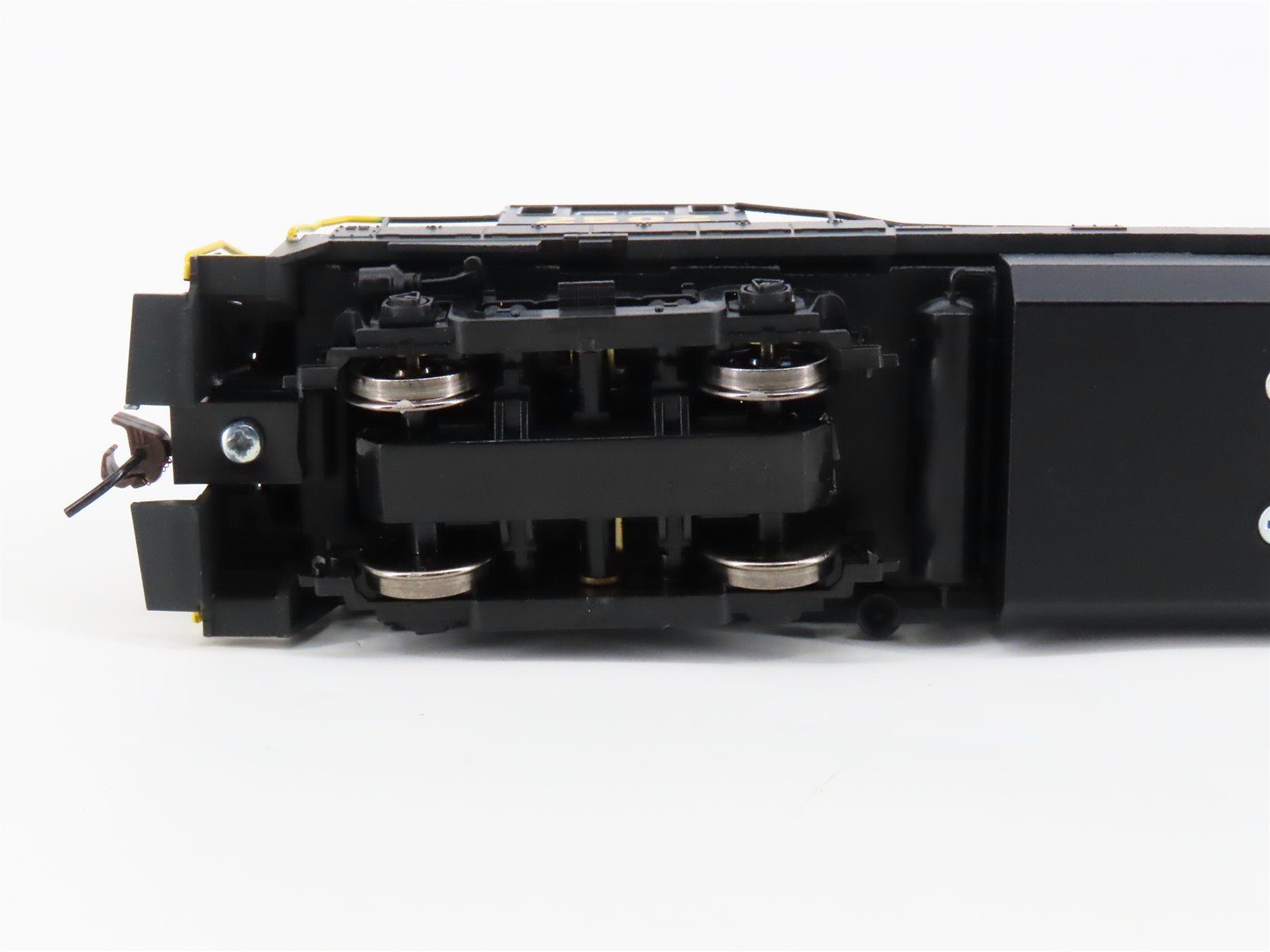 HO Scale Bowser 691-23108 PRR Pennsylvania U25B Diesel Locomotive #2502