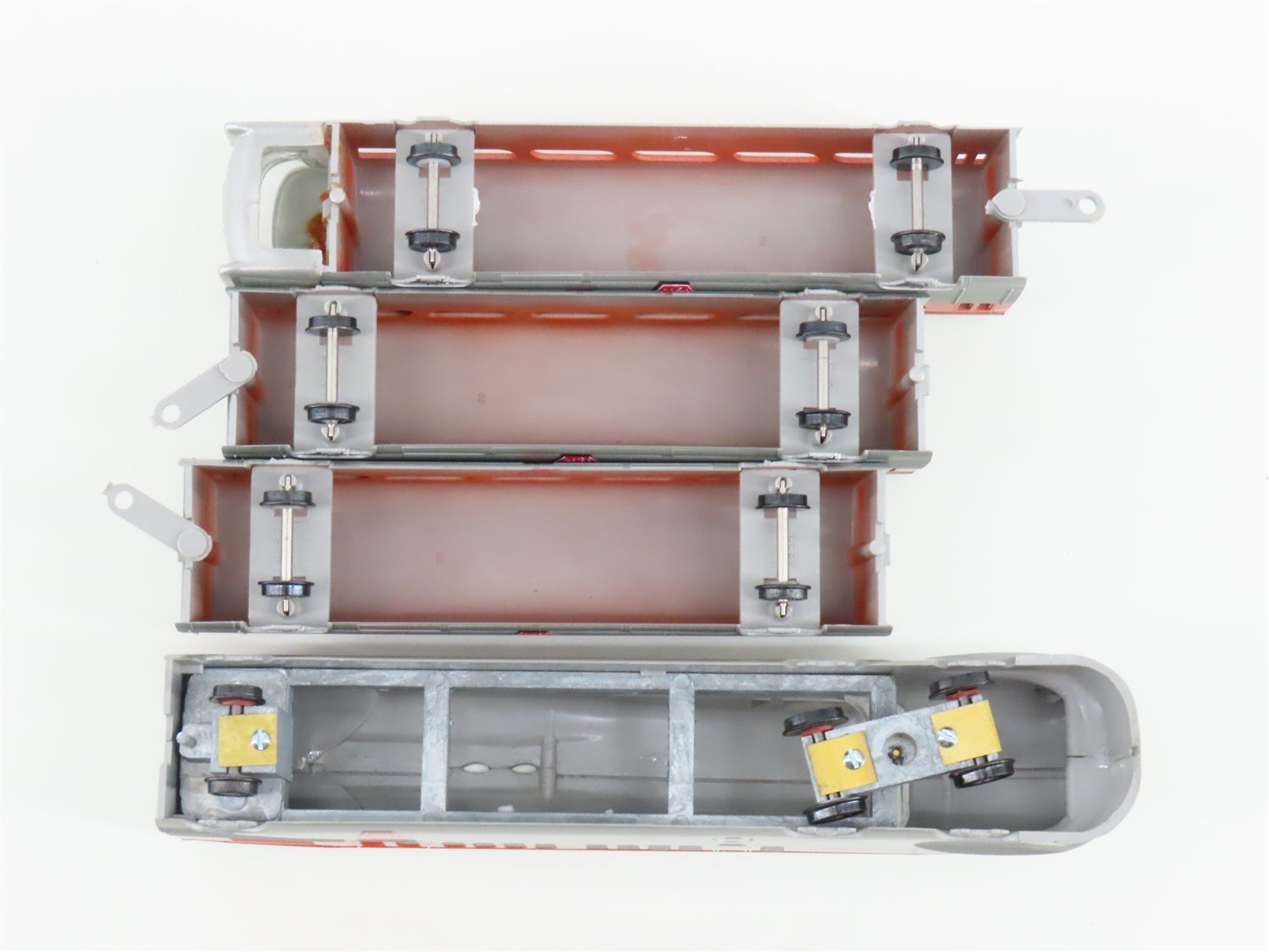 HO Scale Bowser 3-301 PRR Pennsylvania Aero Passenger Train Set UNPOWERED