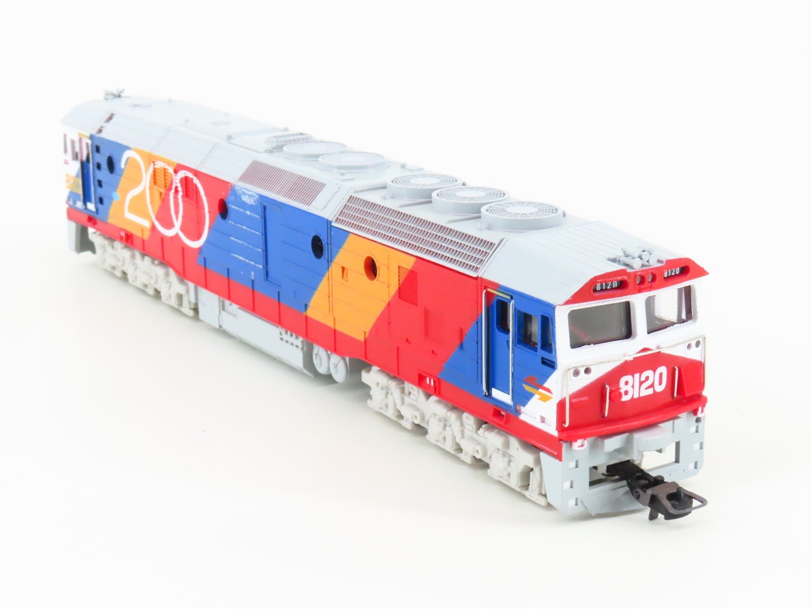 HO Scale Powerline P204 SRA Bicentennial Scheme 81 Class Diesel #8120