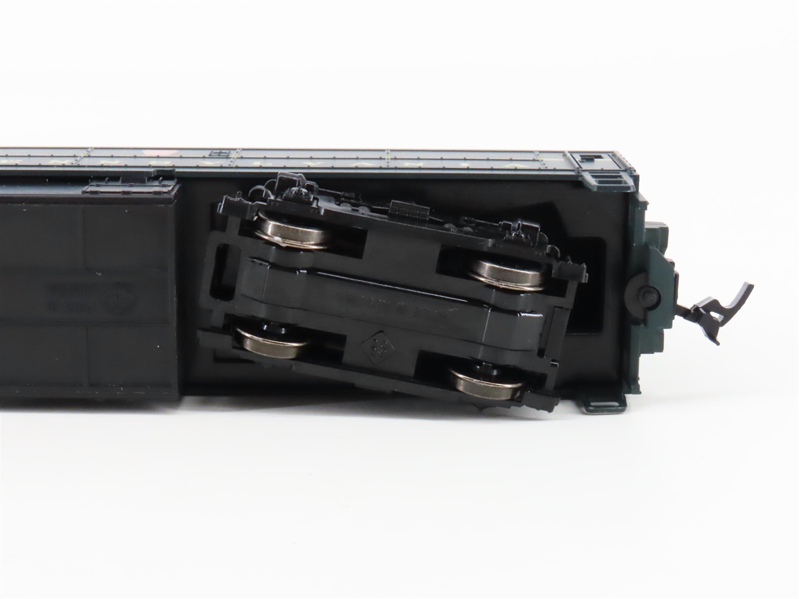 HO Scale E-R Models 040-4101-4 PRR Pennsylvania RF16A Sharknose Diesel #9730