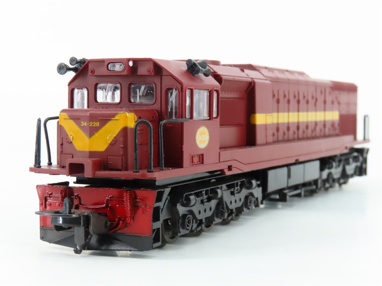 HO Scale Lima 208134LG South African SAR Class 34 Diesel Locomotive #34-228