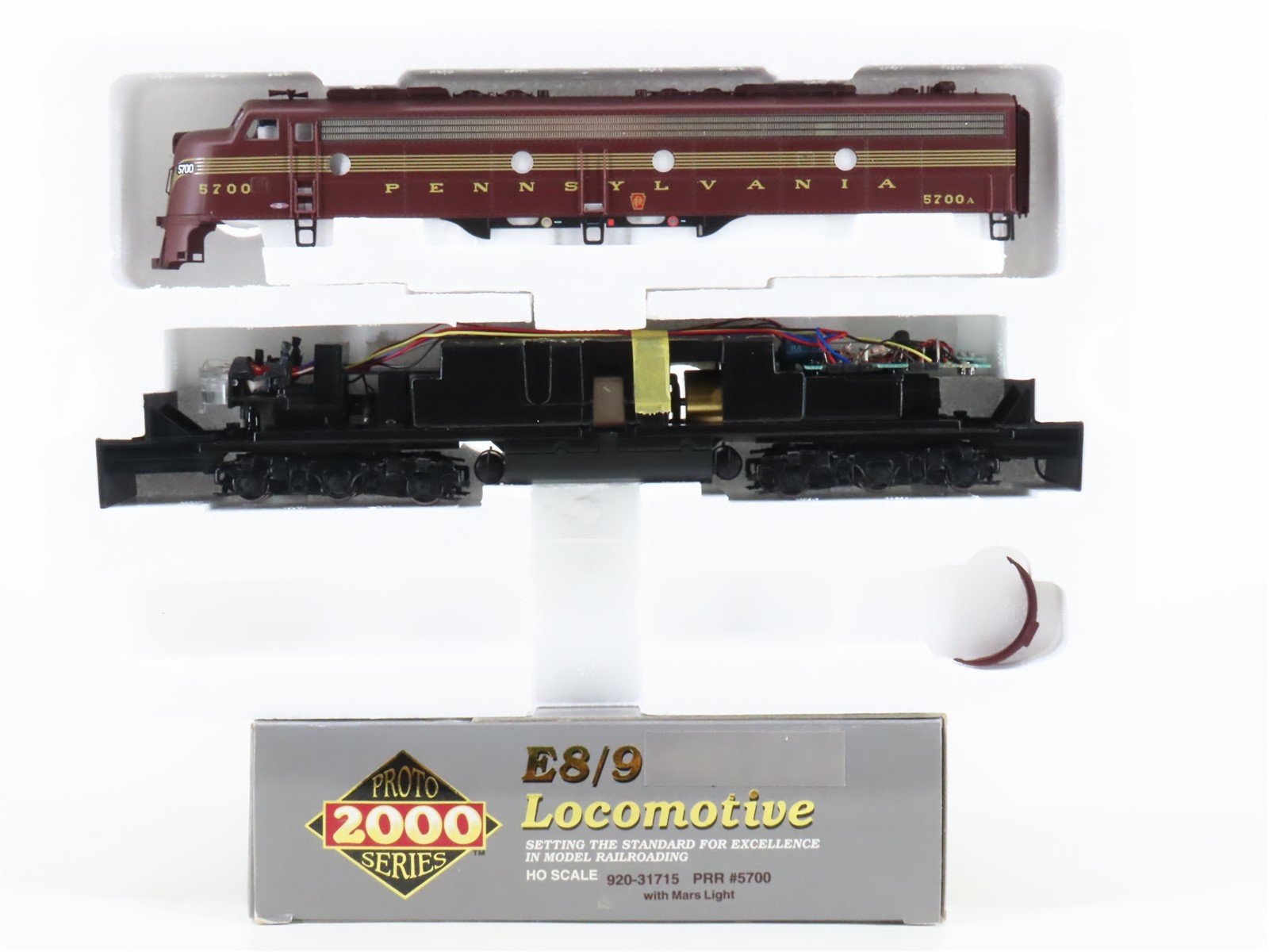 HO Proto 2000 920-31715 PRR Pennsylvania EMD E8/9A Diesel #5700A - DCC Ready