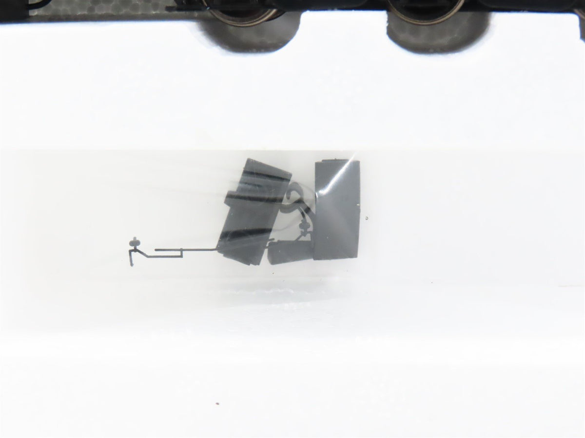 HO Scale Proto 2000 30475 PRR Pennsylvania ALCO PA Diesel #5758A - DCC Ready