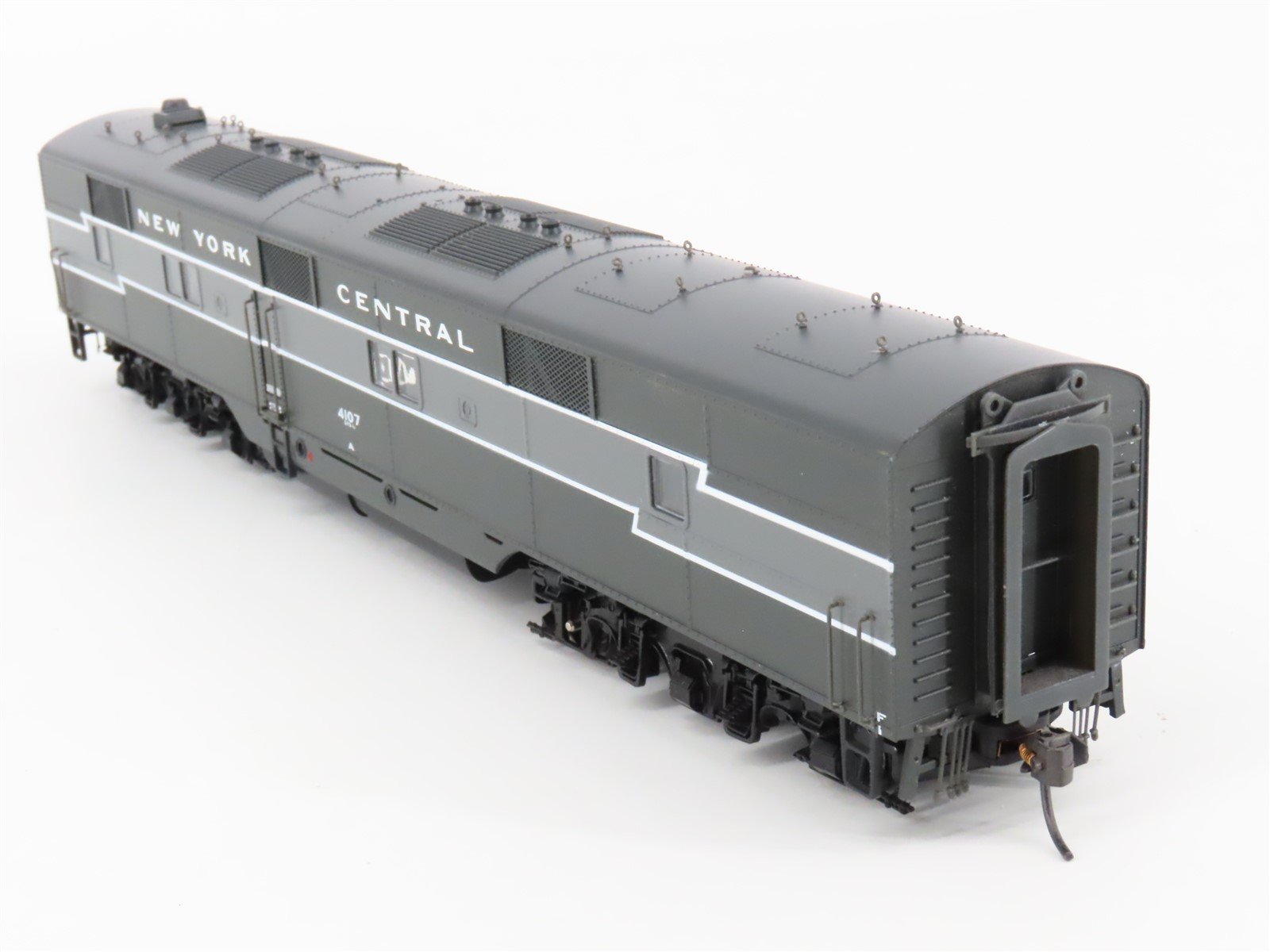 HO Scale Proto 2000 21067 NYC New York Central EMD E7B Diesel #4107 - Unpowered