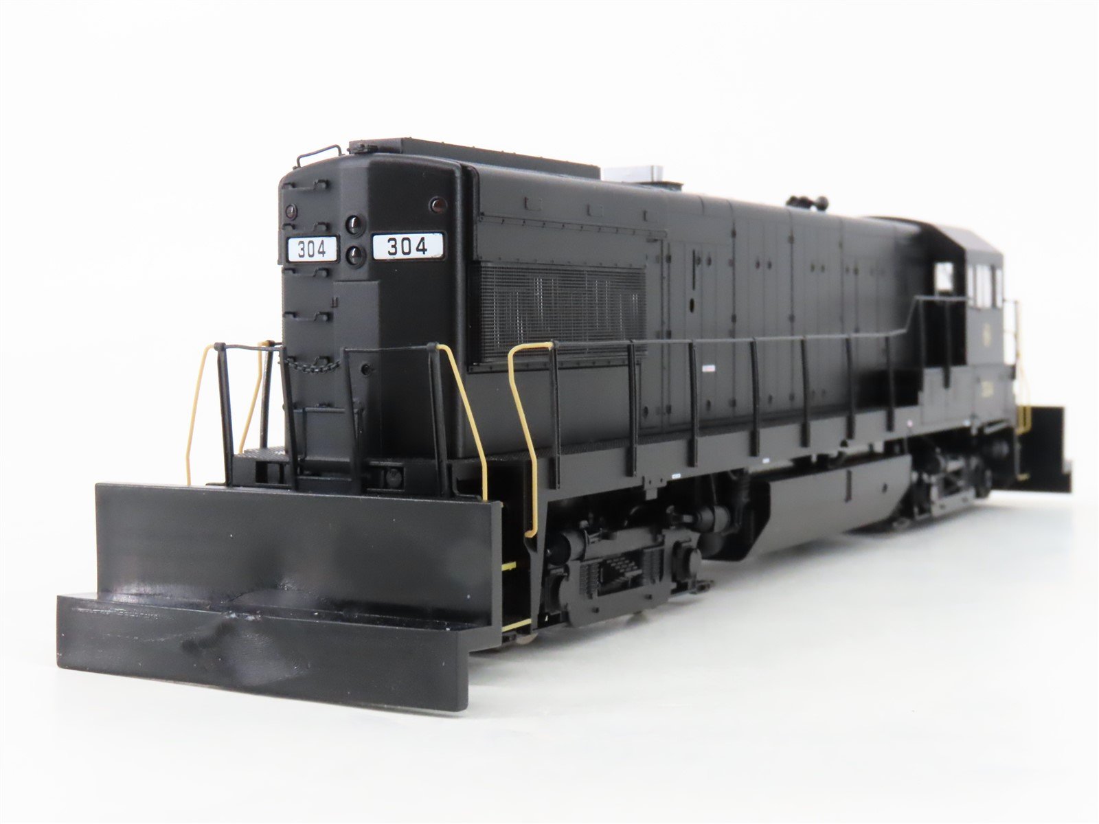 HO Scale Proto 2000 31113 GE Demonstrator U30B Diesel #304 - DCC Ready